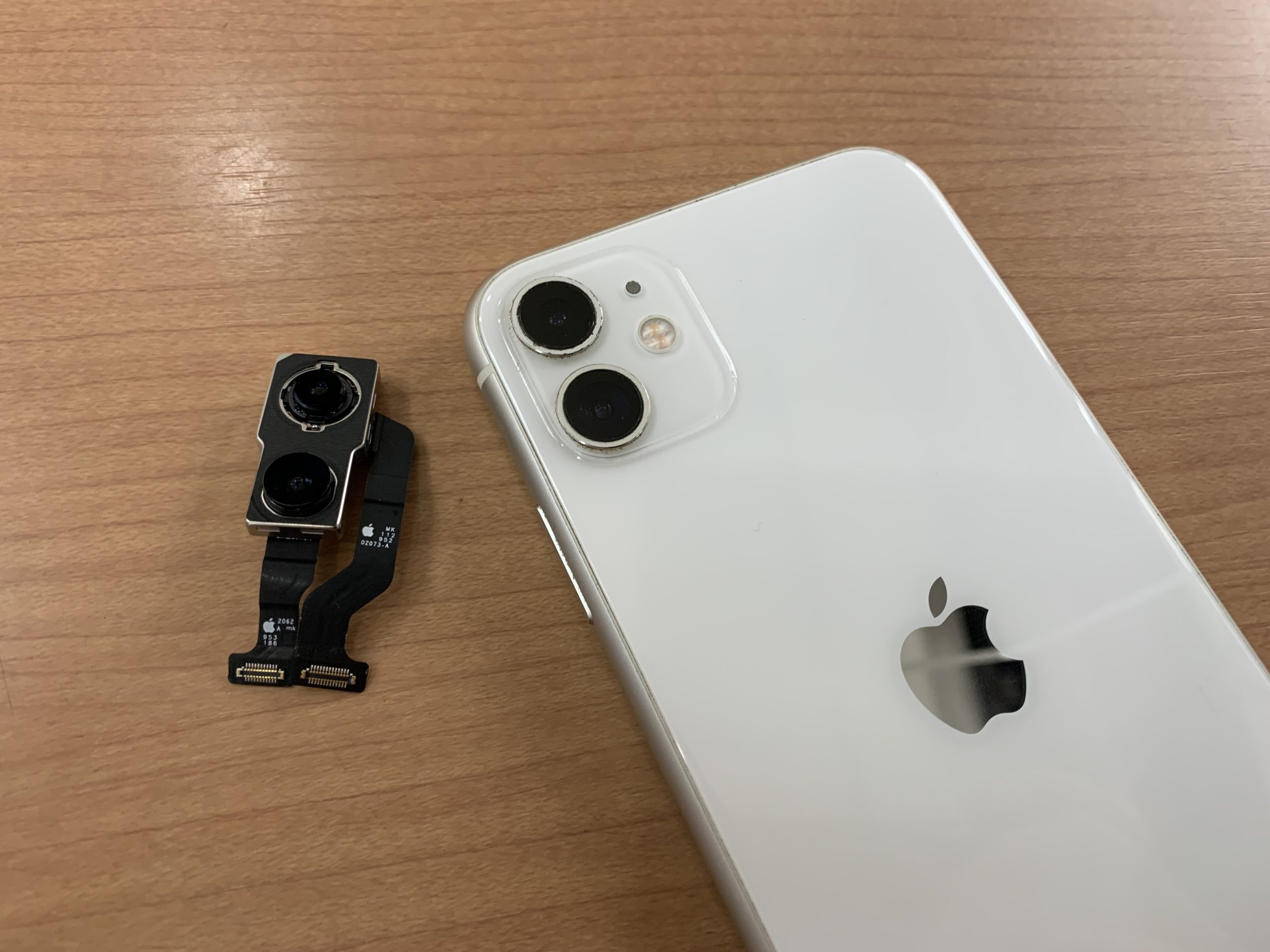 【iPhone11】アウトカメラ交換（海老名）