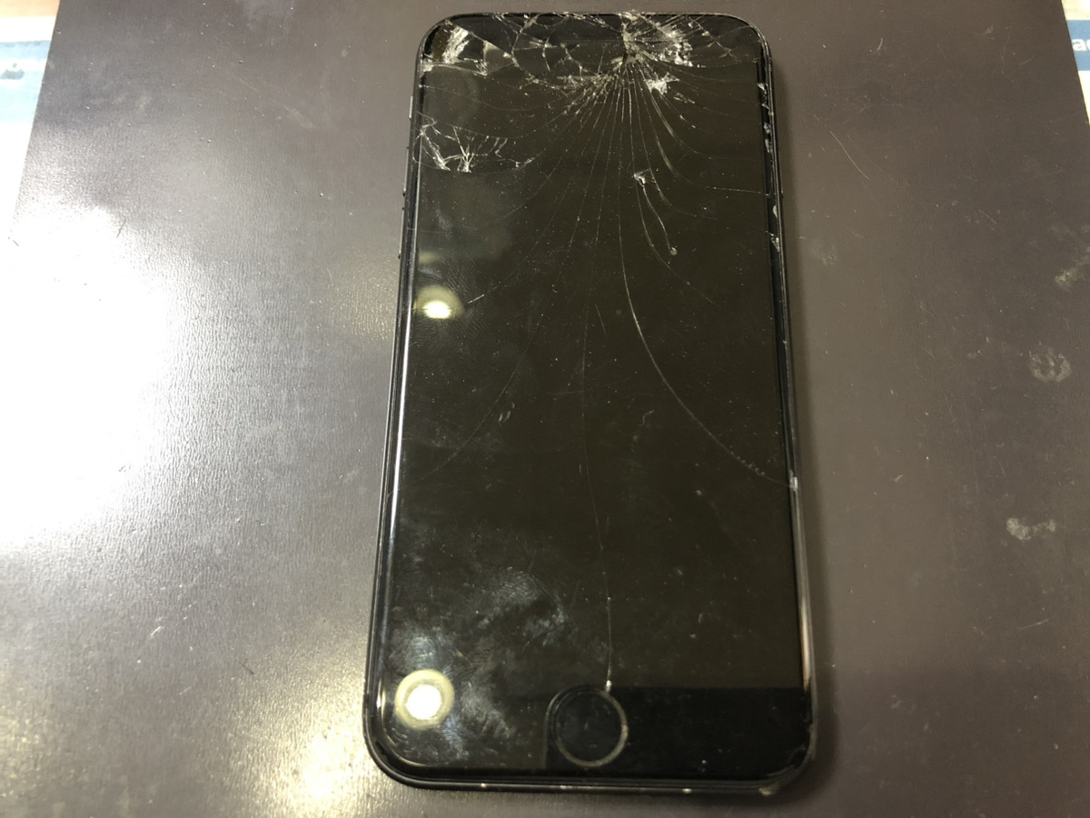 【iPhone8】ガラス割れ（本厚木）