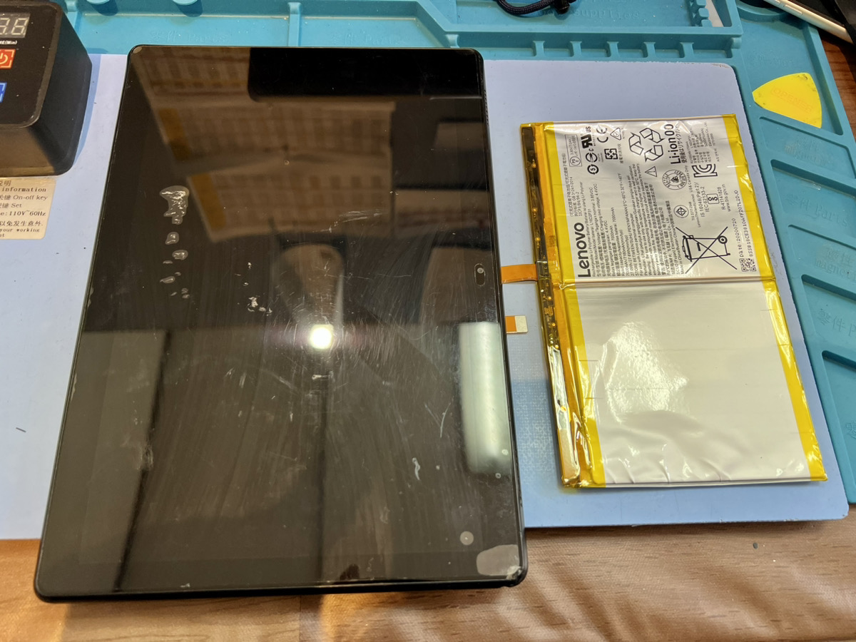 【Lenovo Tab5】バッテリー交換（本厚木）