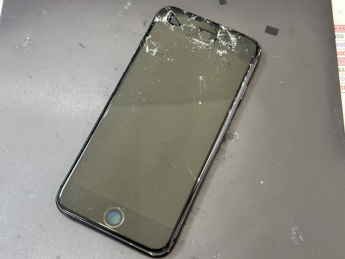 【iPhoneSE2】液晶画面修理（本厚木）