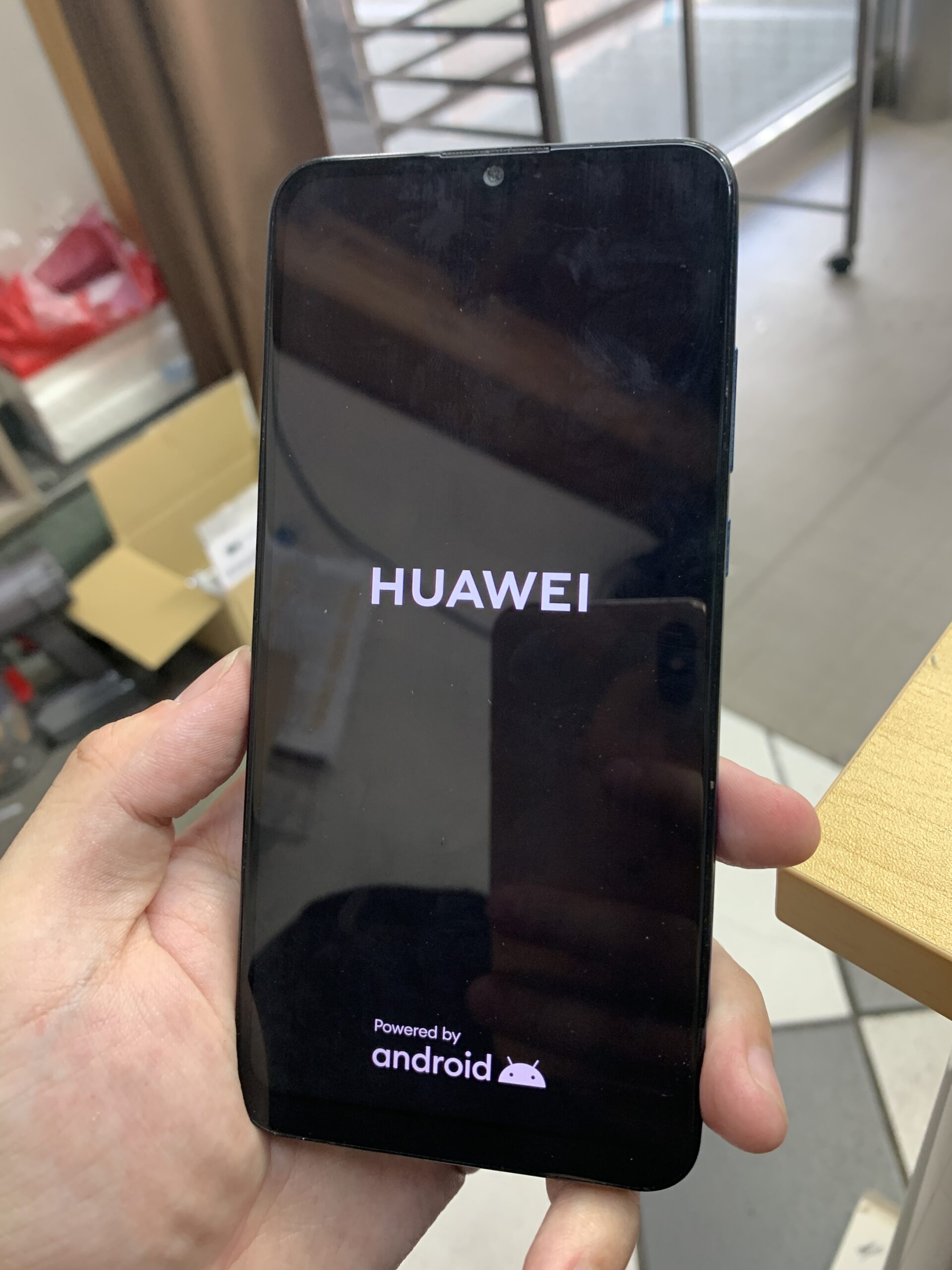 HUAWEI nova3Lite バッテリー交換【練馬店】
