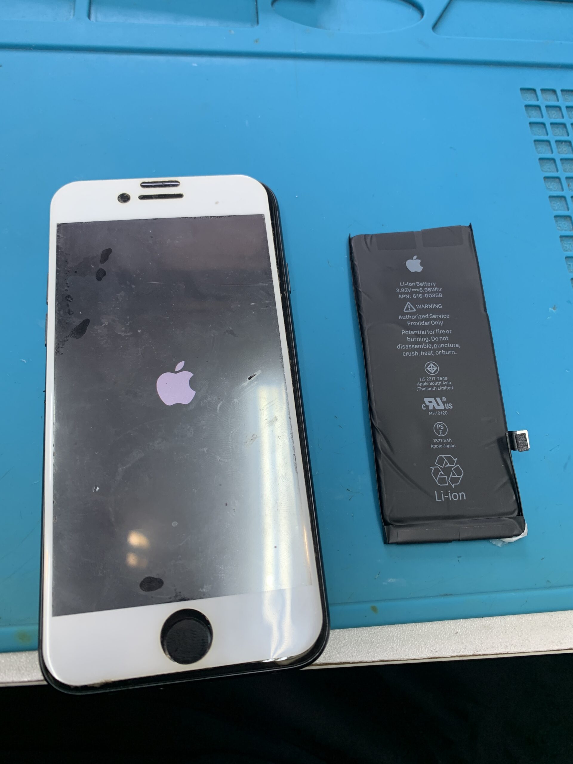 iPhone8 バッテリー交換【練馬店】
