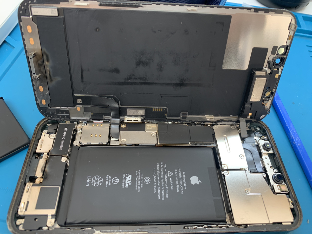 iPhone12Pro起動不良点検【東久留米店】