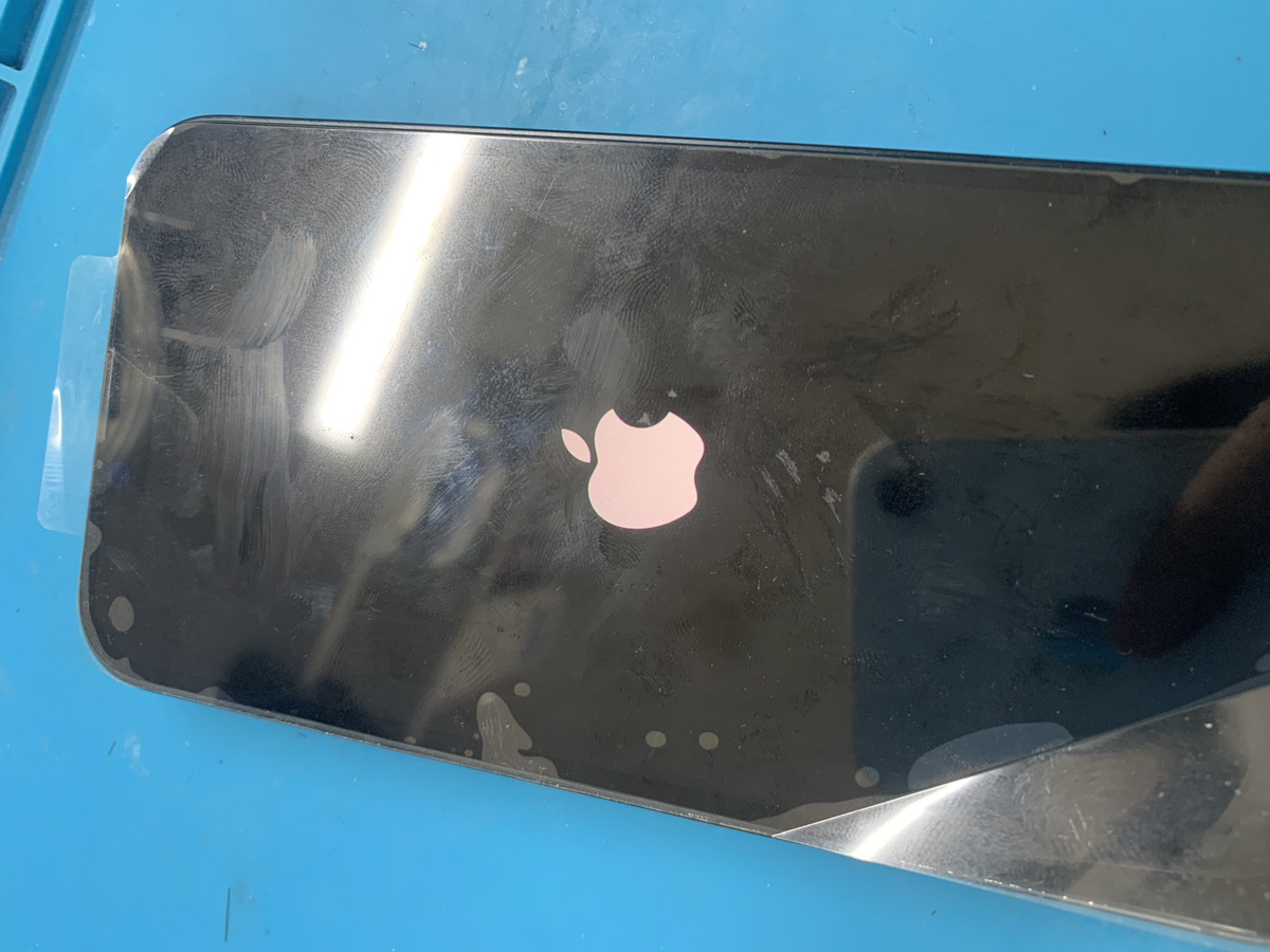 iPhone14　パネル交換【東久留米店】
