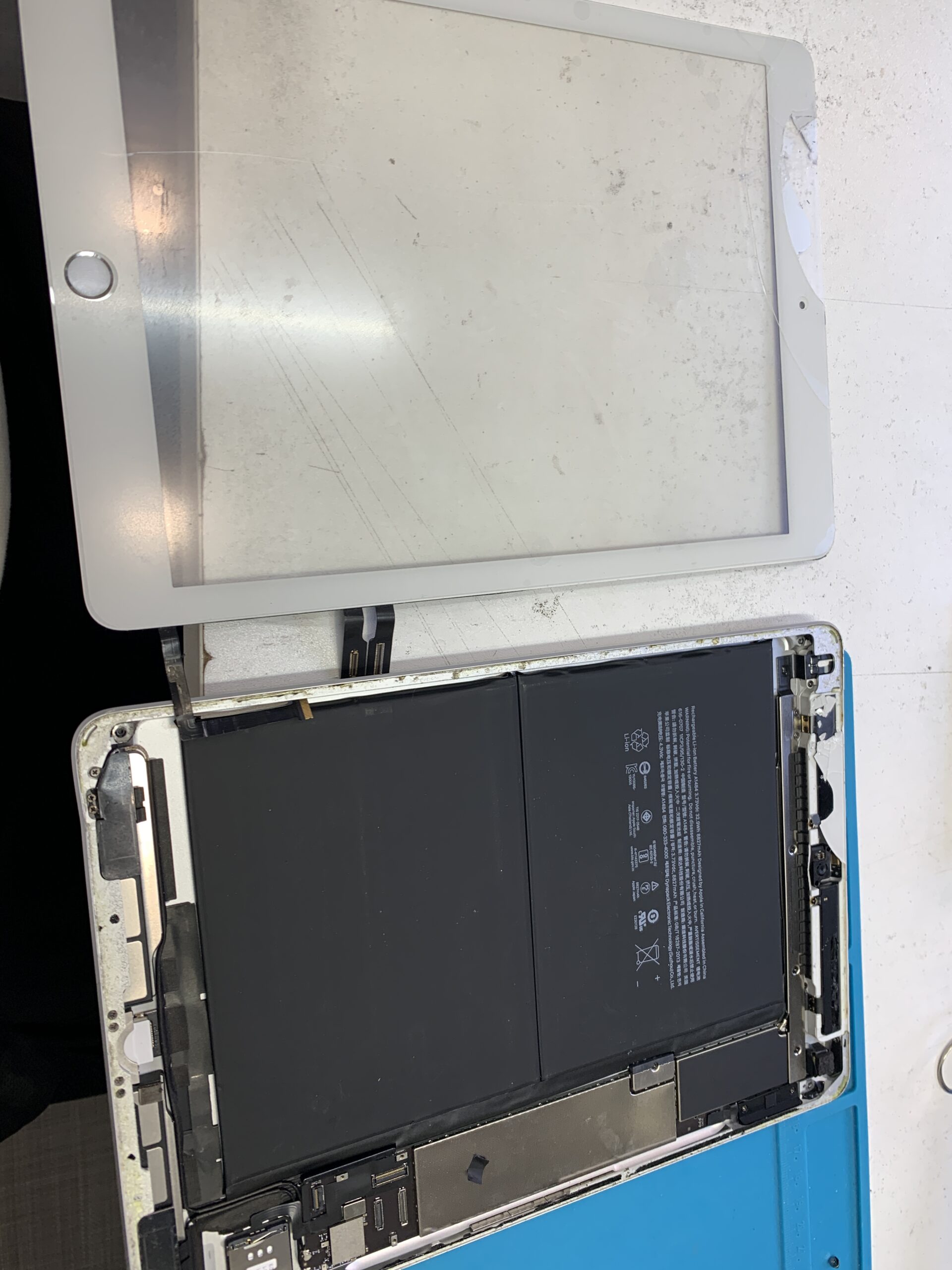iPad6 画面割れ【石神井公園店】