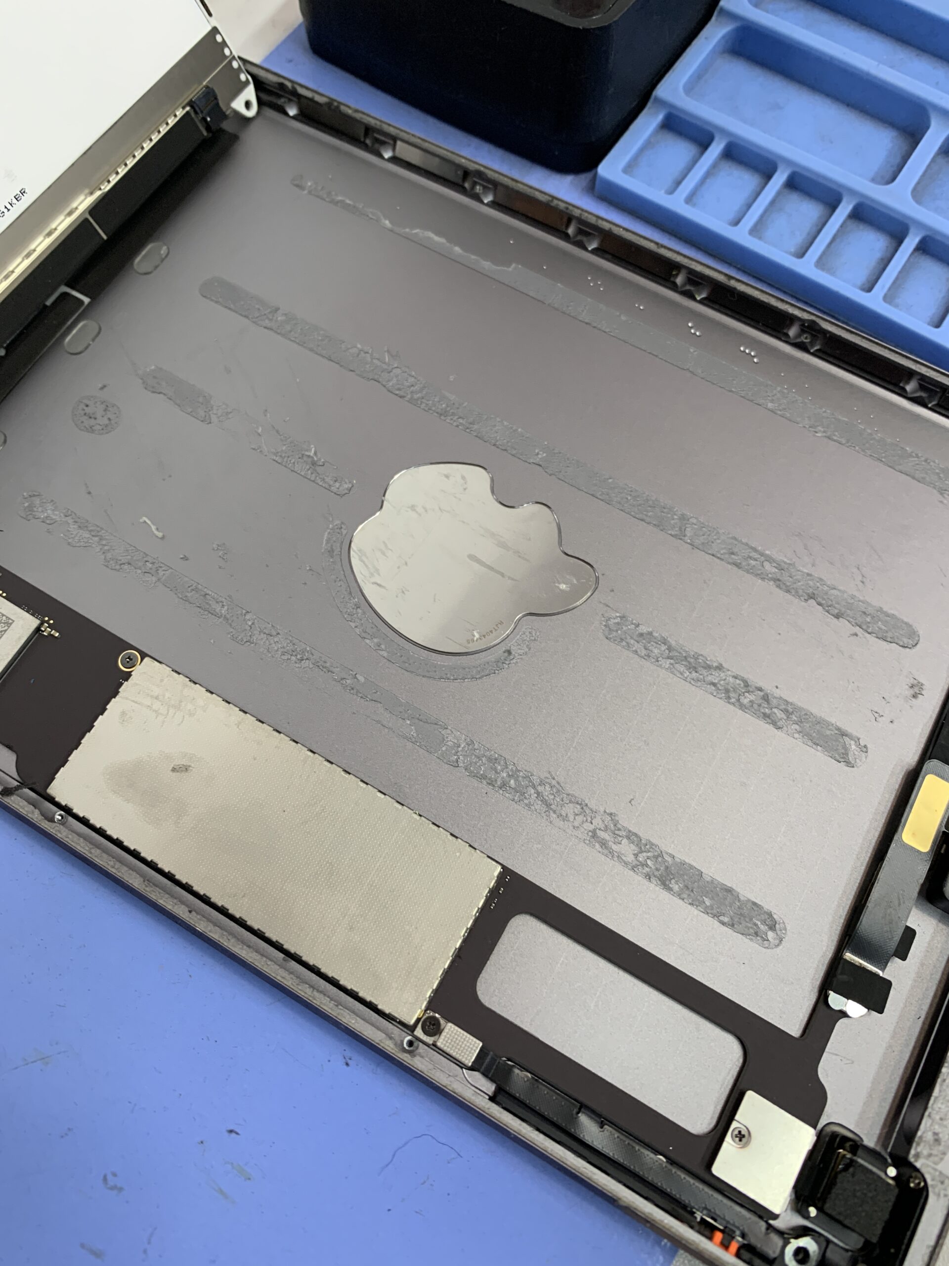 iPadmini2 バッテリー交換【練馬店】
