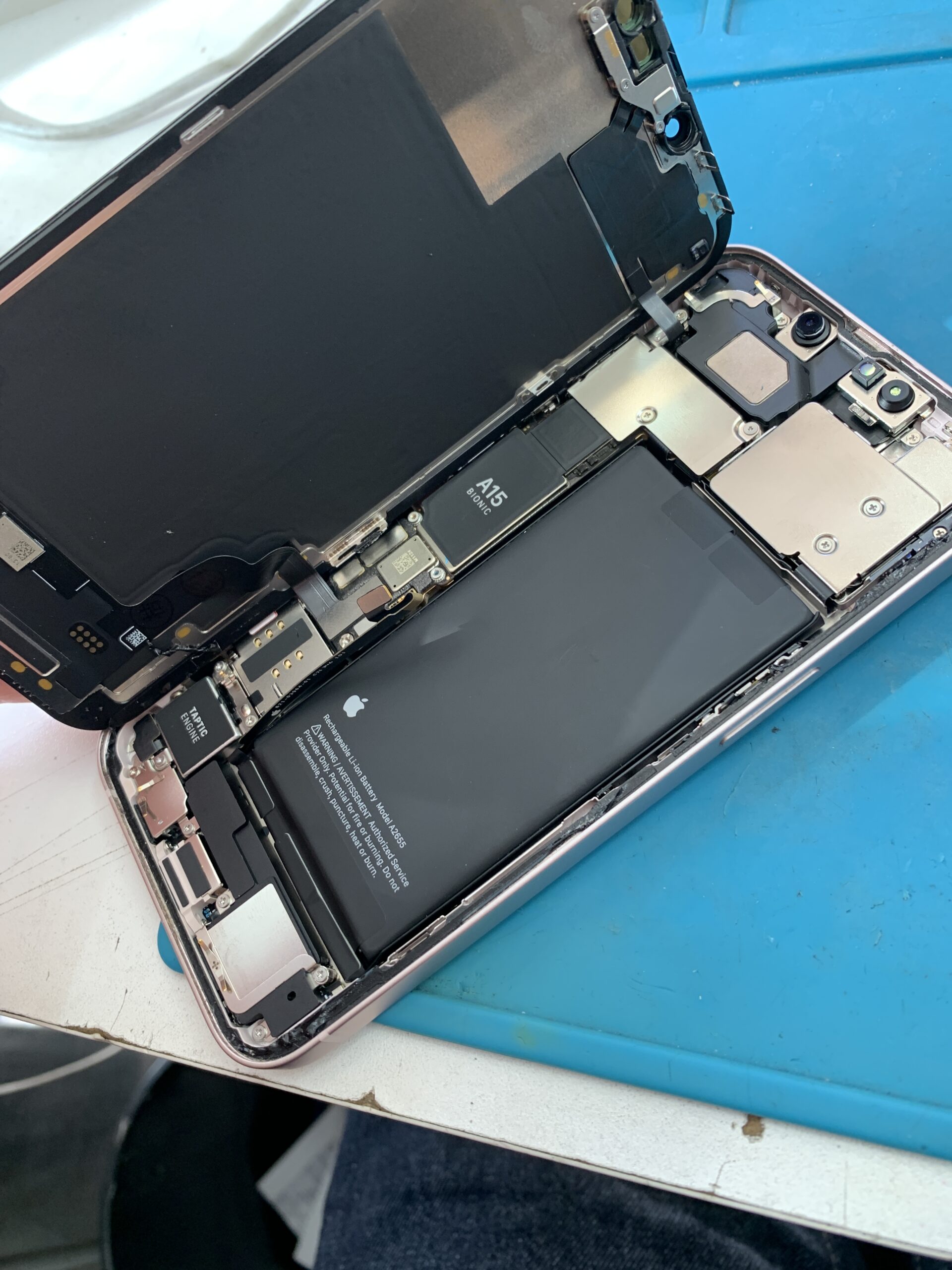 iPhone13 バッテリー交換【練馬店】