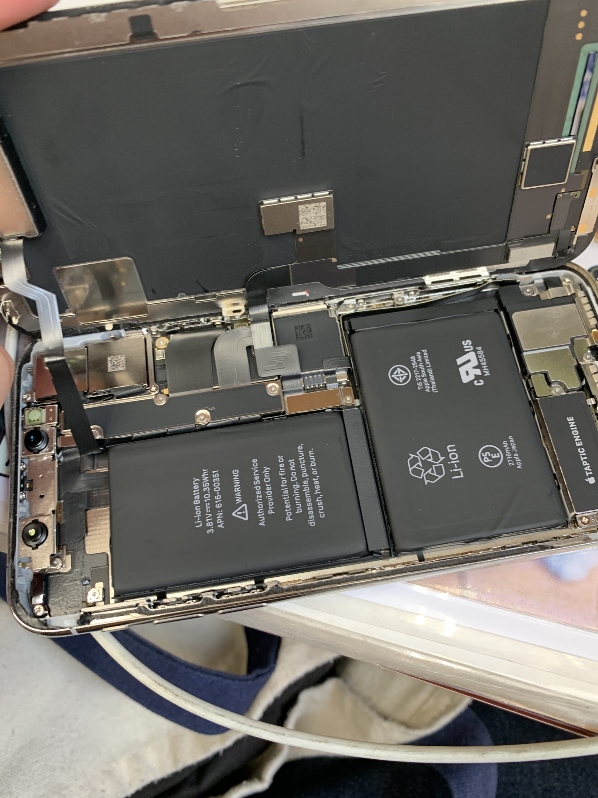 iPhoneⅩ バッテリー交換【大泉学園店】