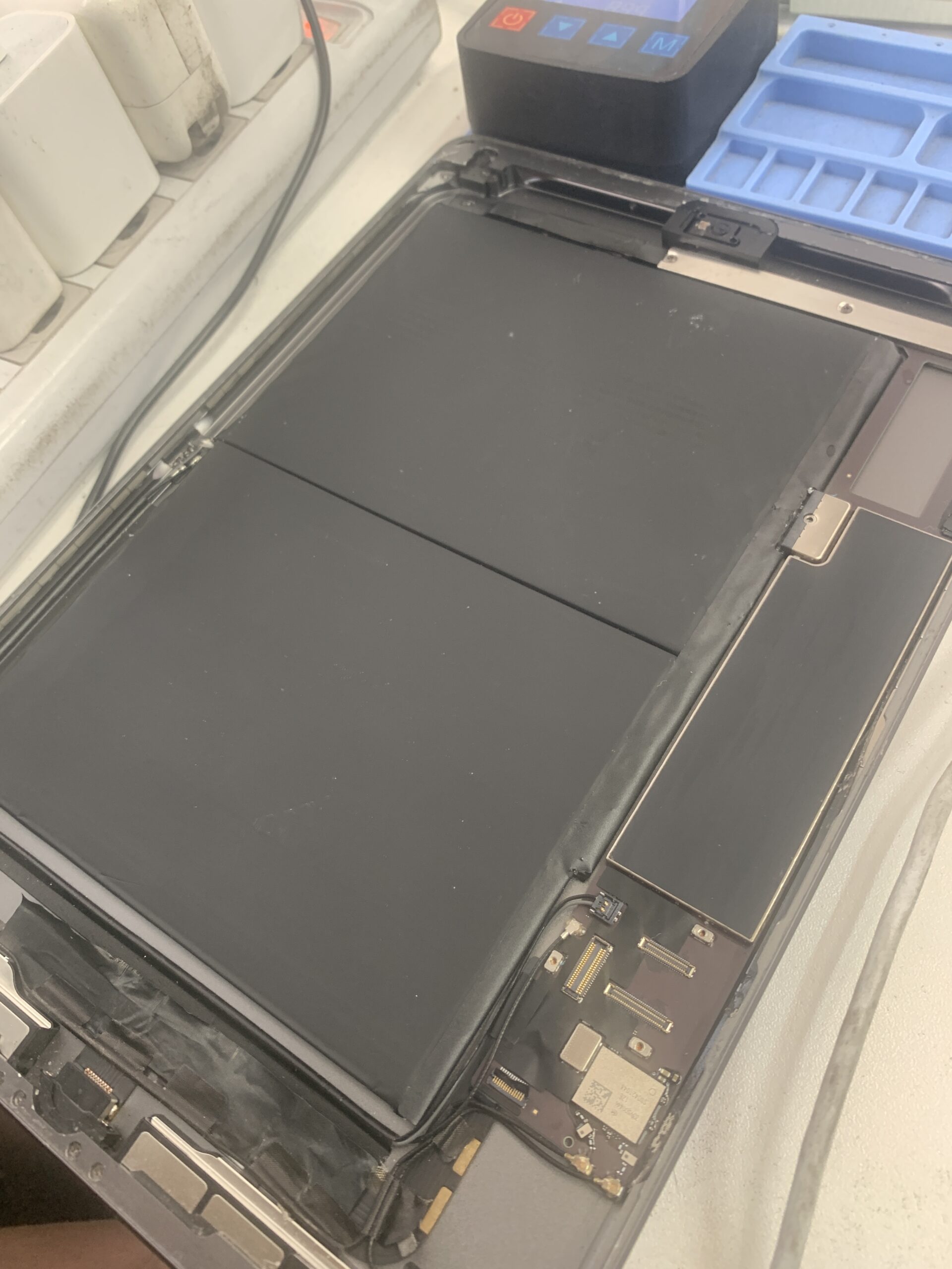 iPad7 バッテリー交換【石神井公園店】