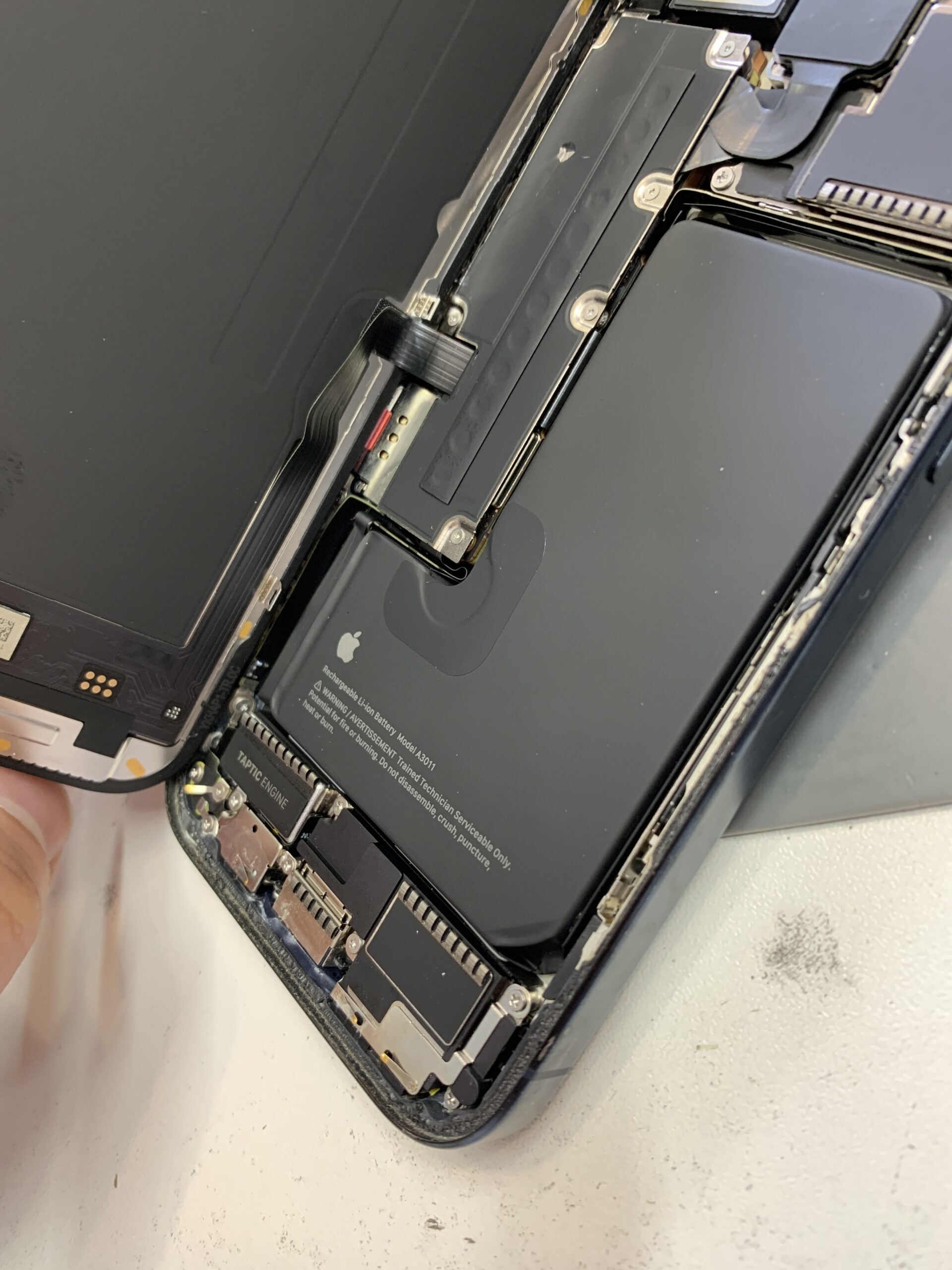 iPhone15Pro 液晶交換【石神井公園店】