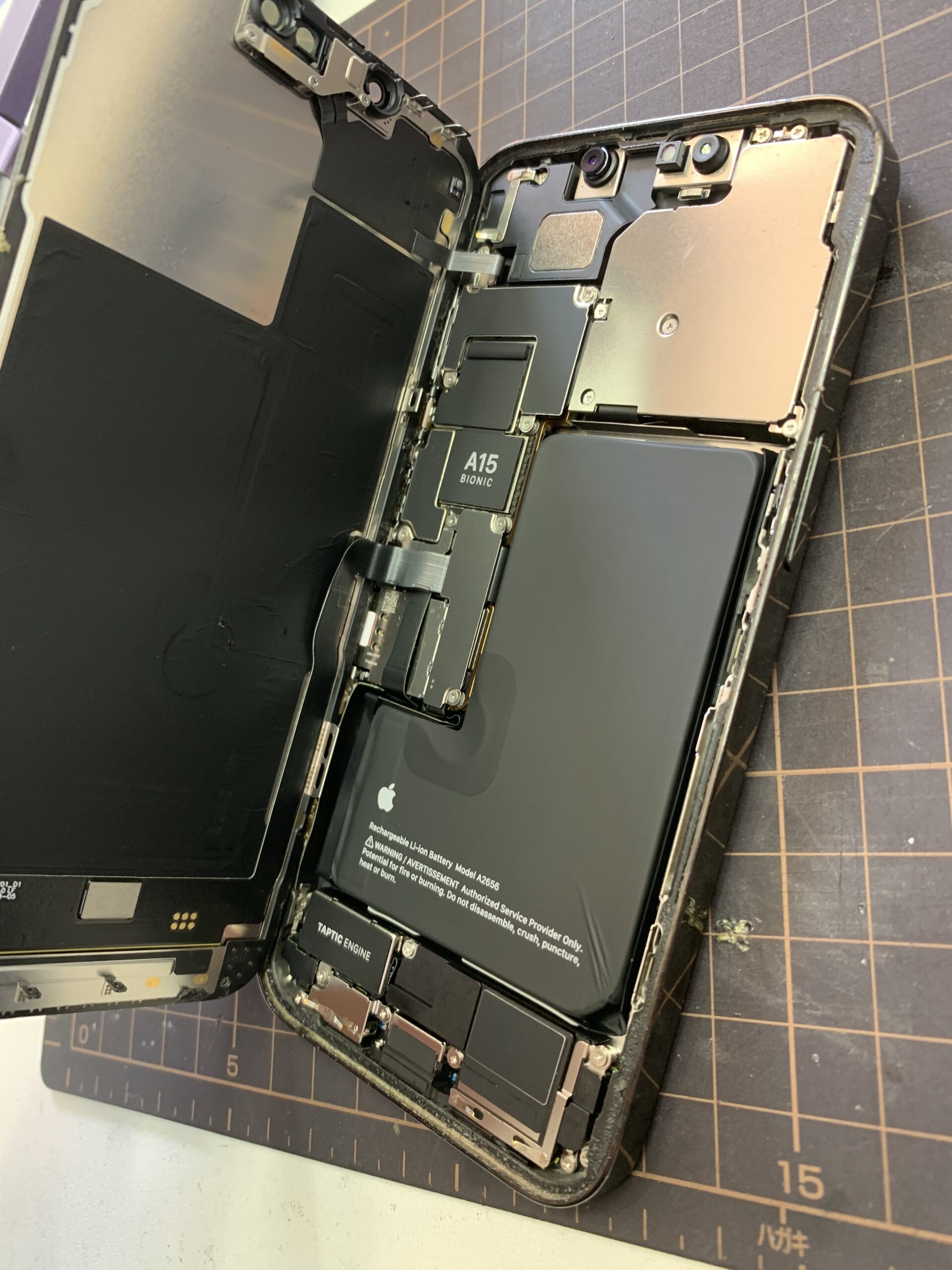 iPhone13Pro バッテリー交換【大泉学園店】