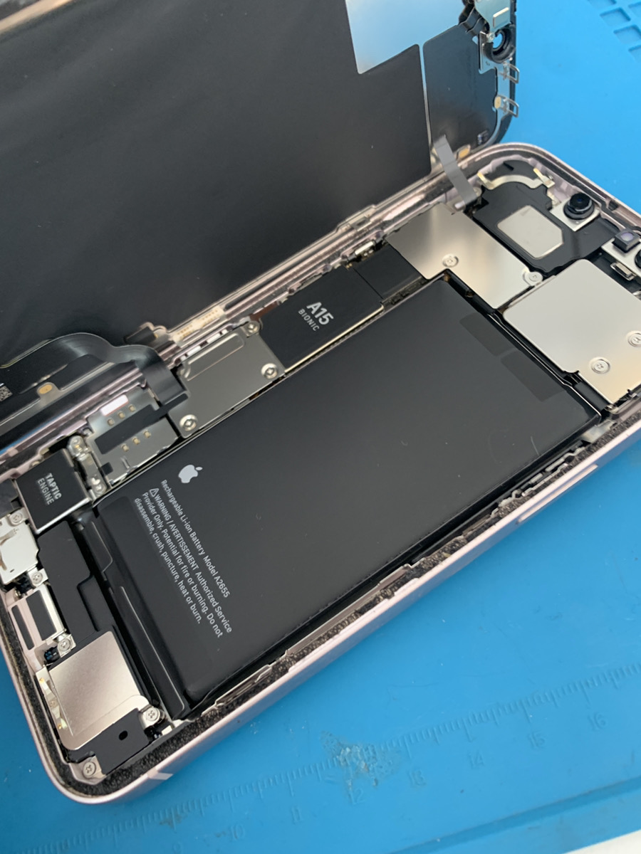 iPhone13　バッテリー交換【ひばりヶ丘店】
