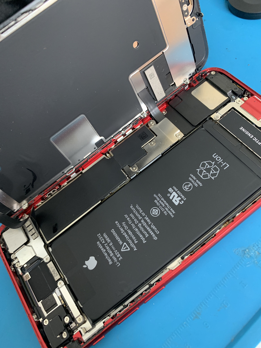 iPhoneSE2　バッテリー交換【ひばりヶ丘店】