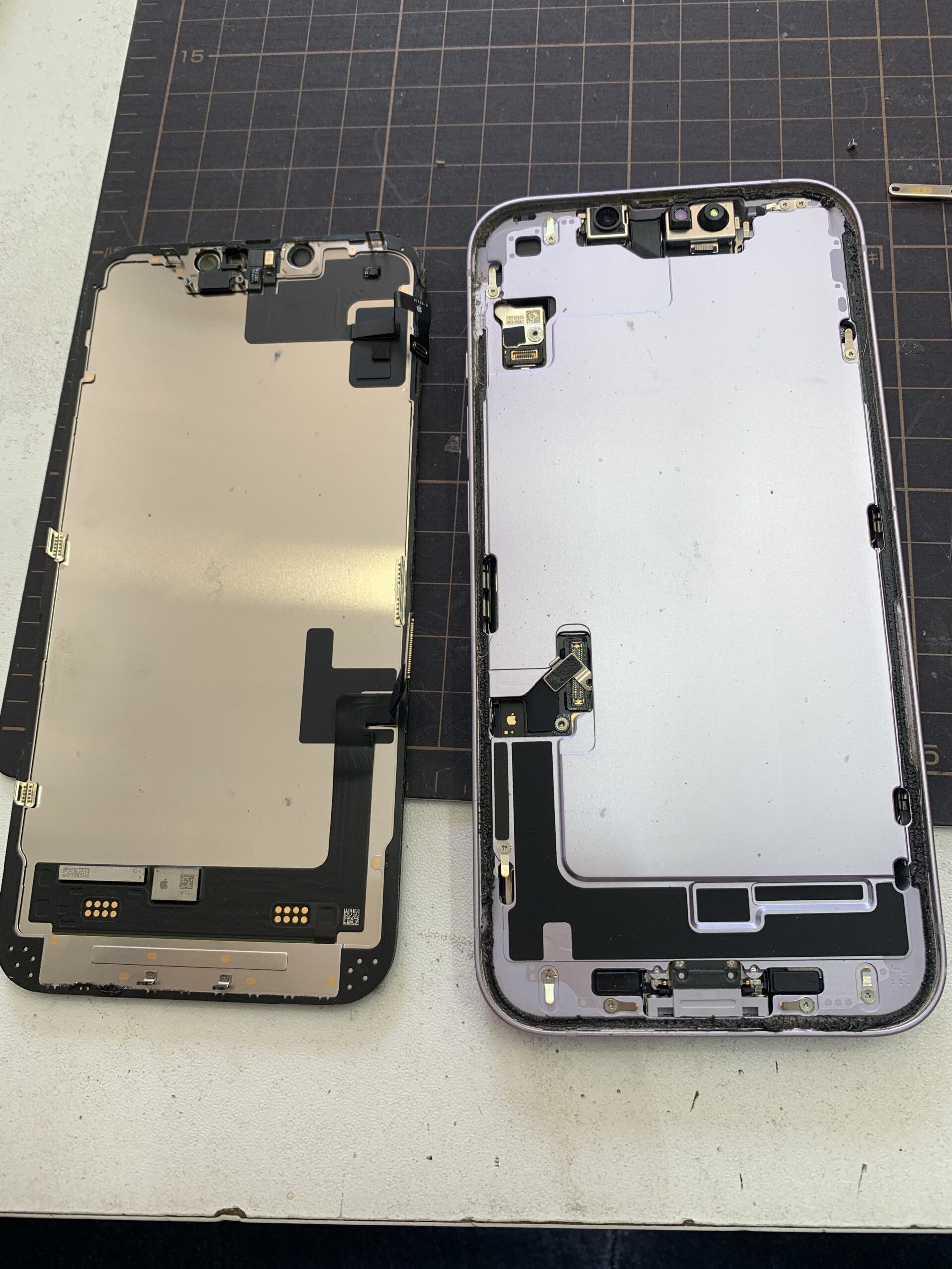 iPhone14 液晶交換【練馬店】