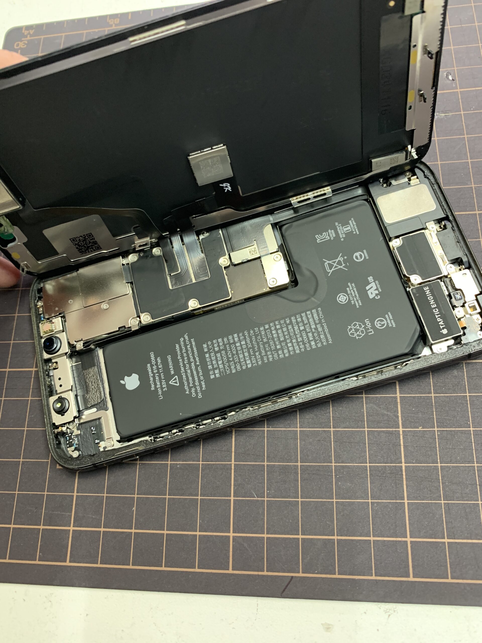 iPhone11Pro 液晶交換【大泉学園店】
