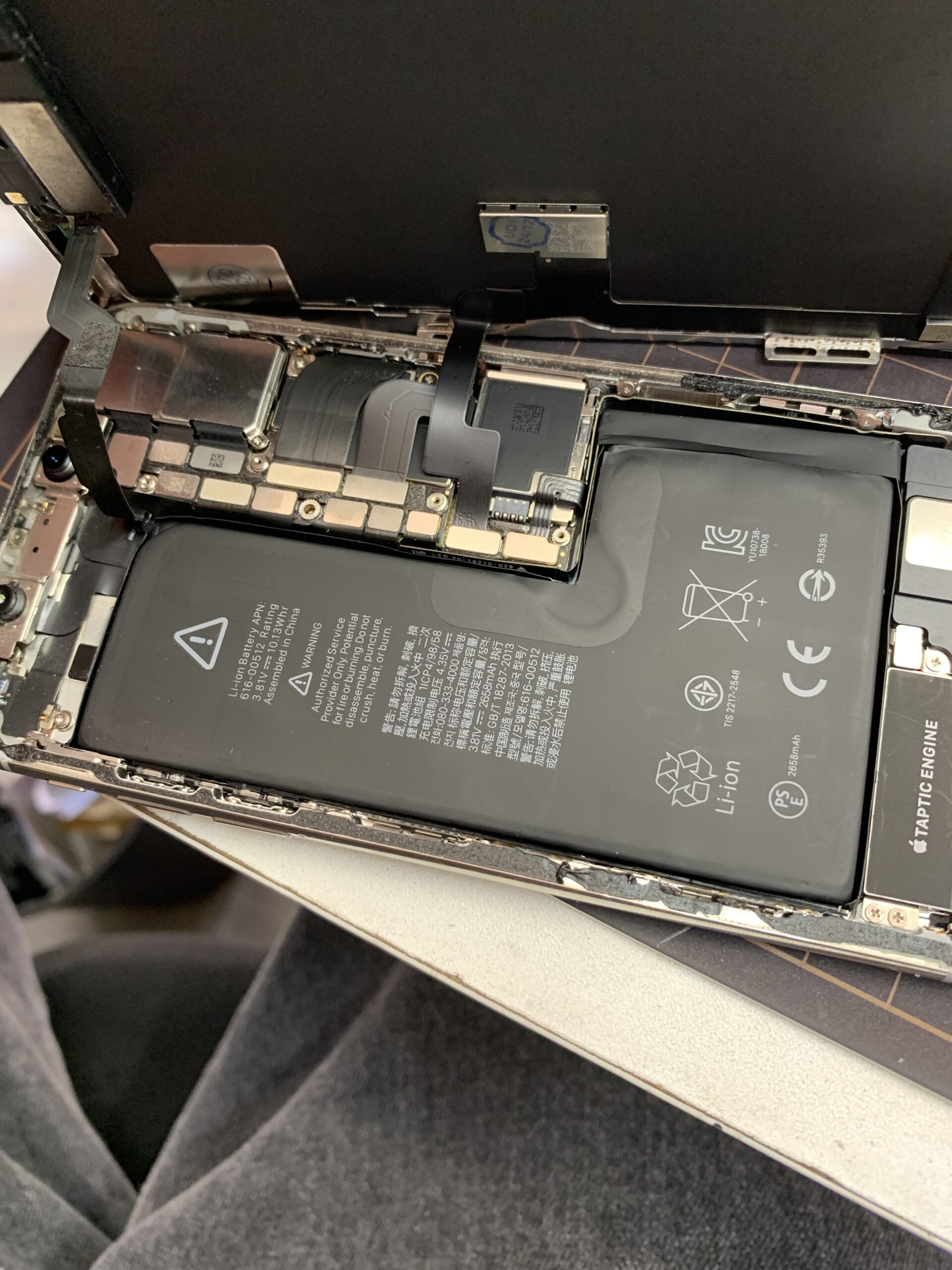 iPhoneXs 液晶交換【練馬店】