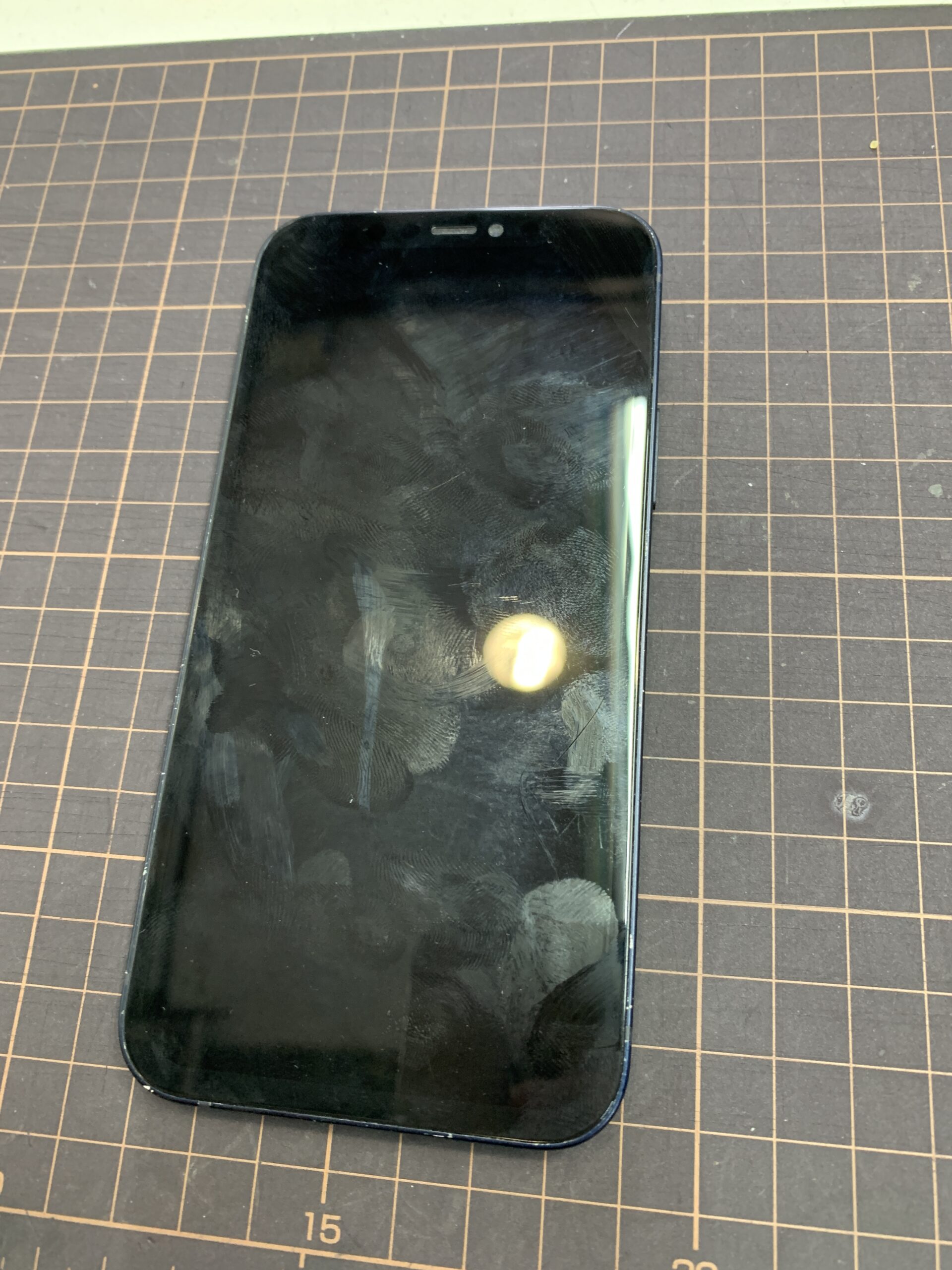 iPhone12 起動不良【練馬店】