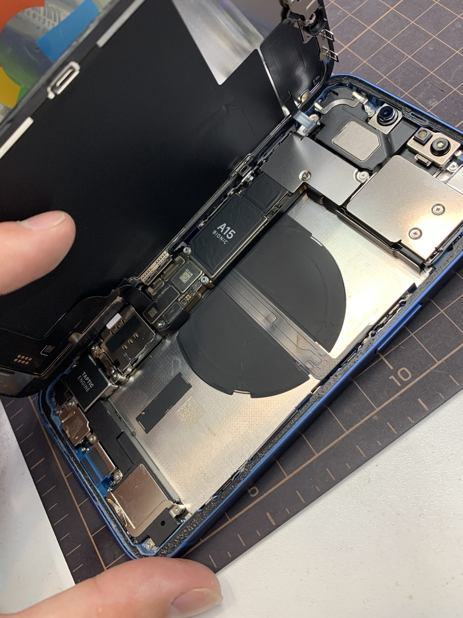 iPhone13 バッテリー交換【石神井公園店】