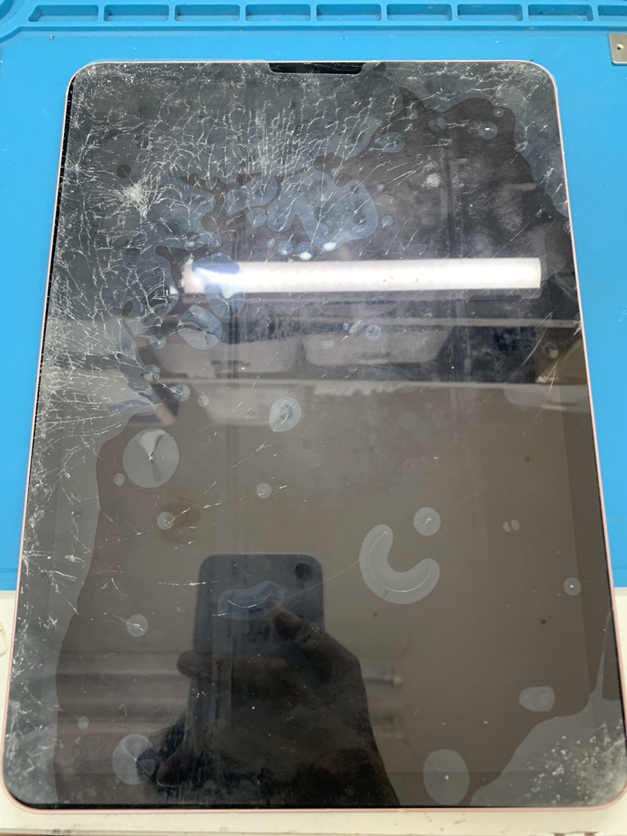 iPadAir4 液晶交換【東久留米店】