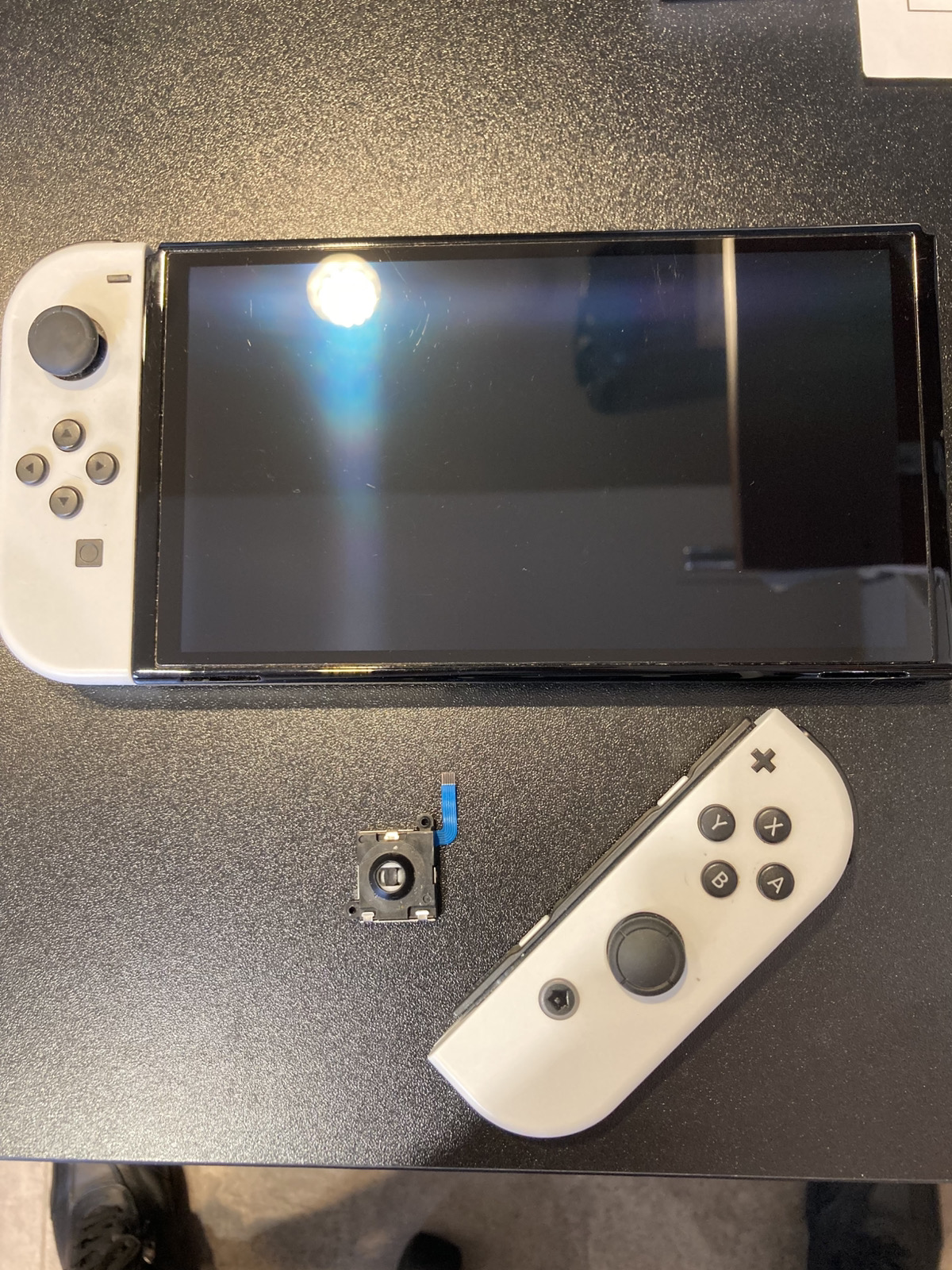 【自由が丘】任天堂Switch Joy-Con修理！！