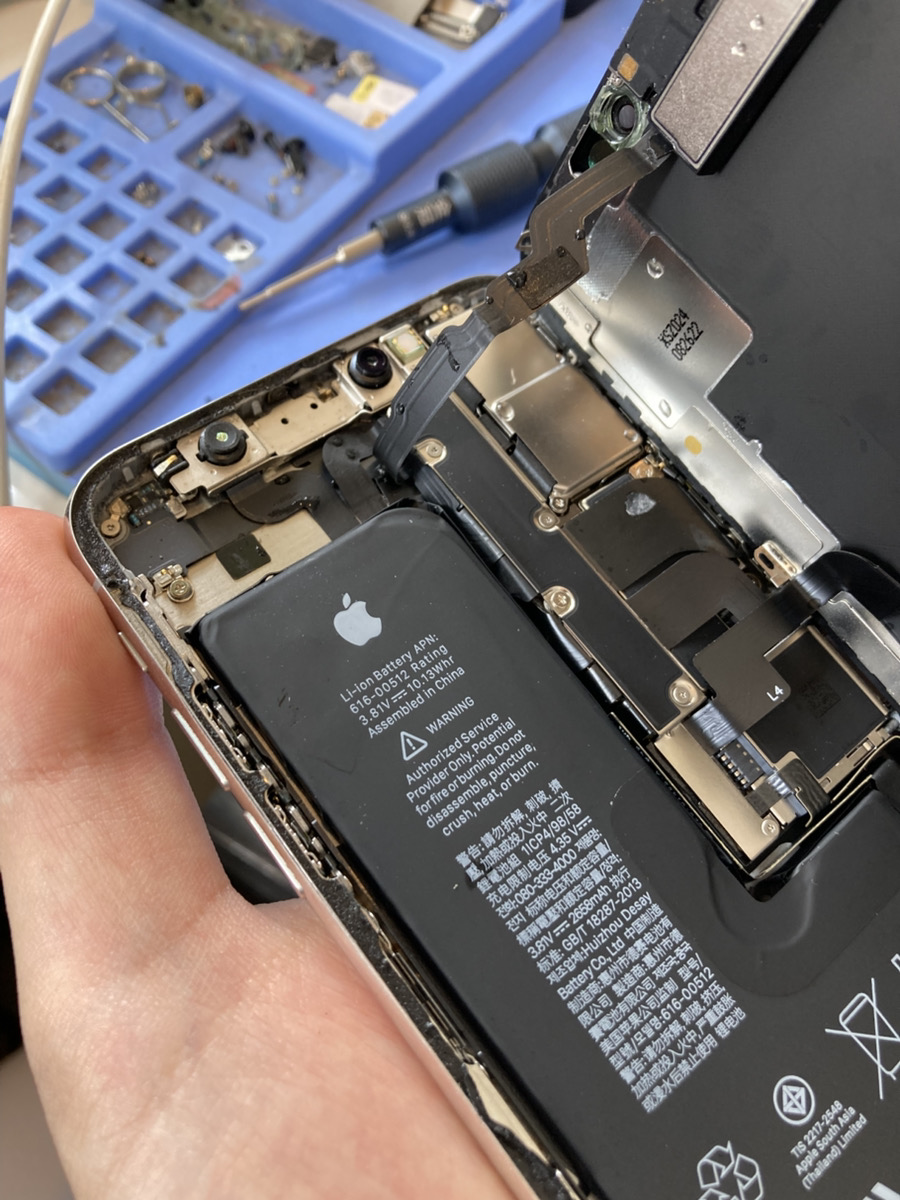 iPhone XS 水没修理！【溝の口店】