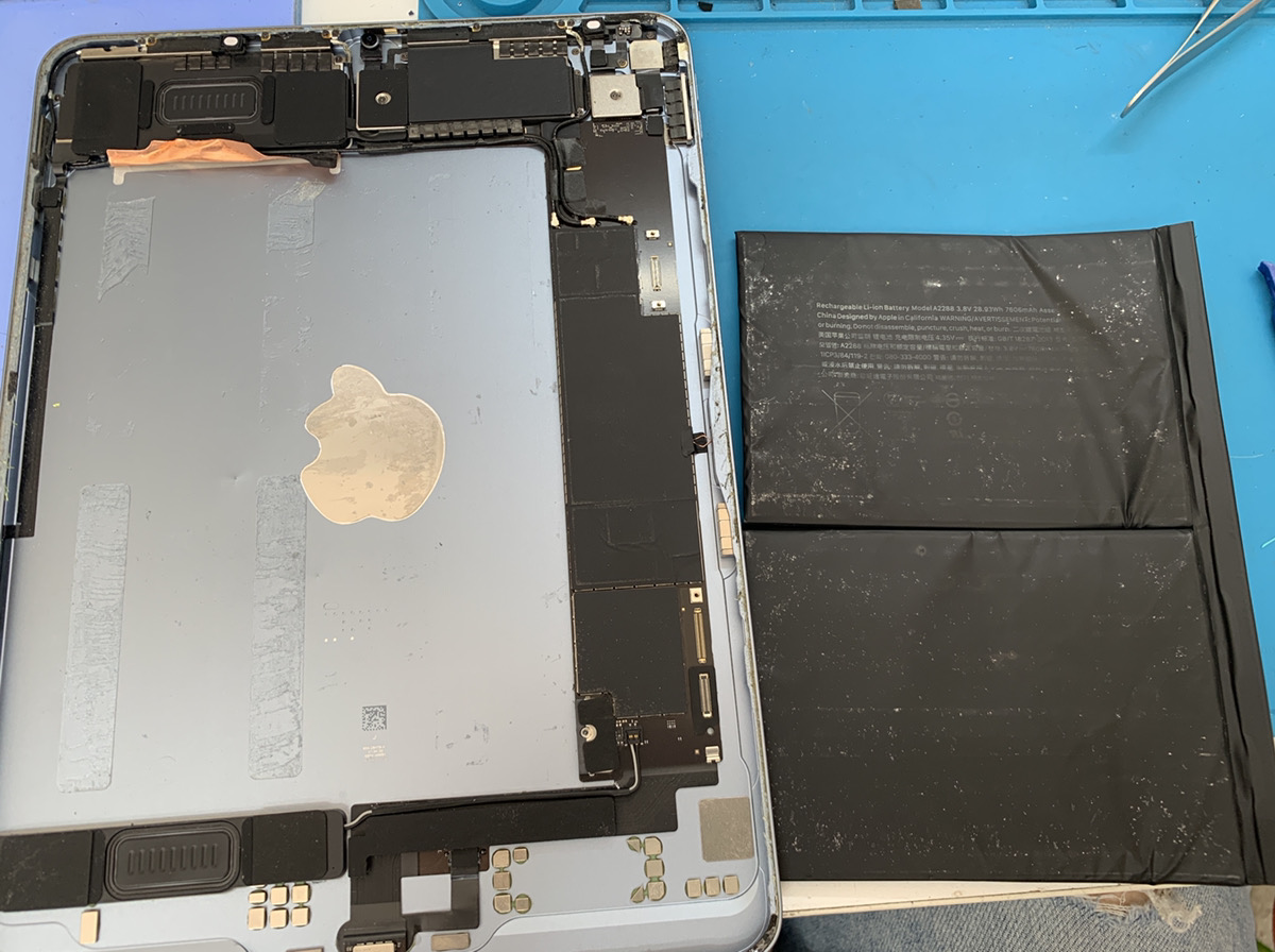 iPadのバッテリー交換 お任せください！【東久留米店】