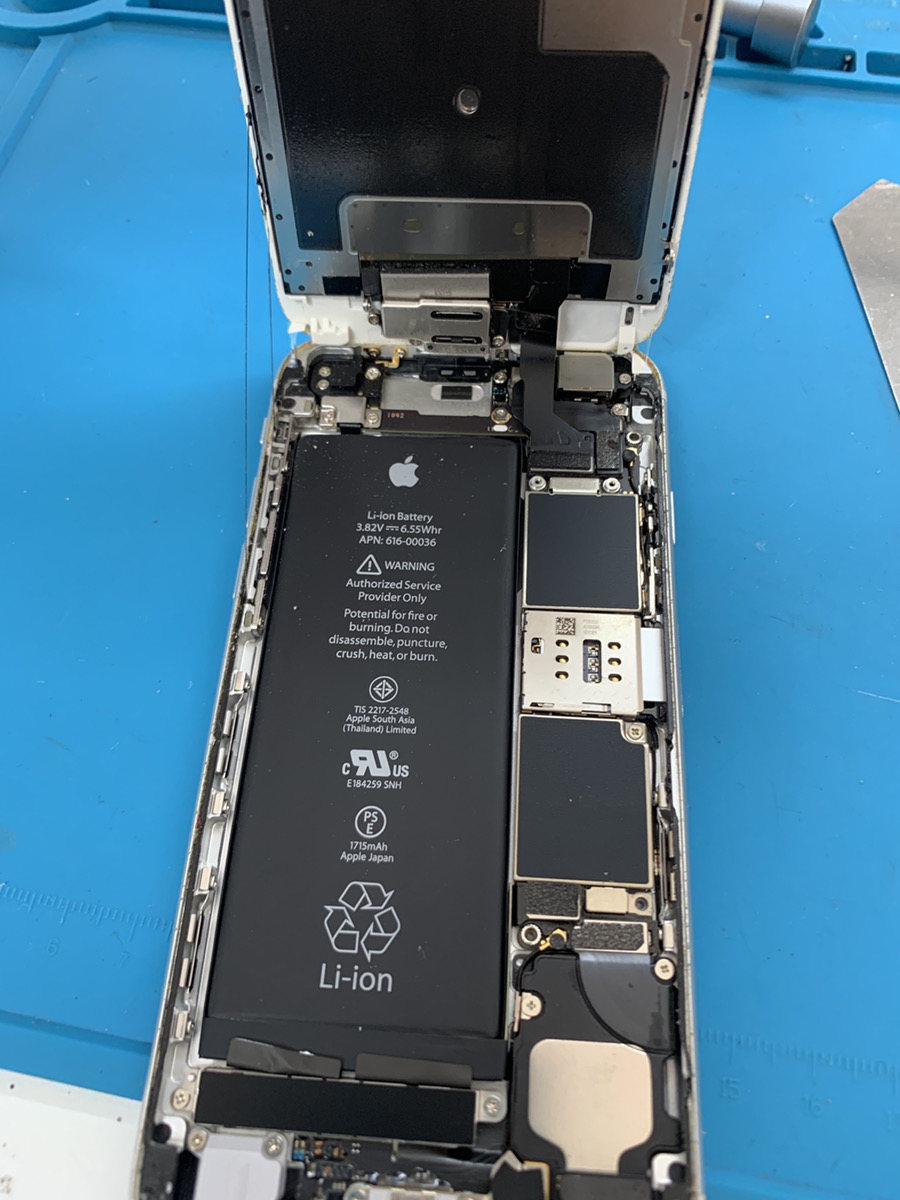 旧モデルのiPhone修理も是非！【ひばりヶ丘店】