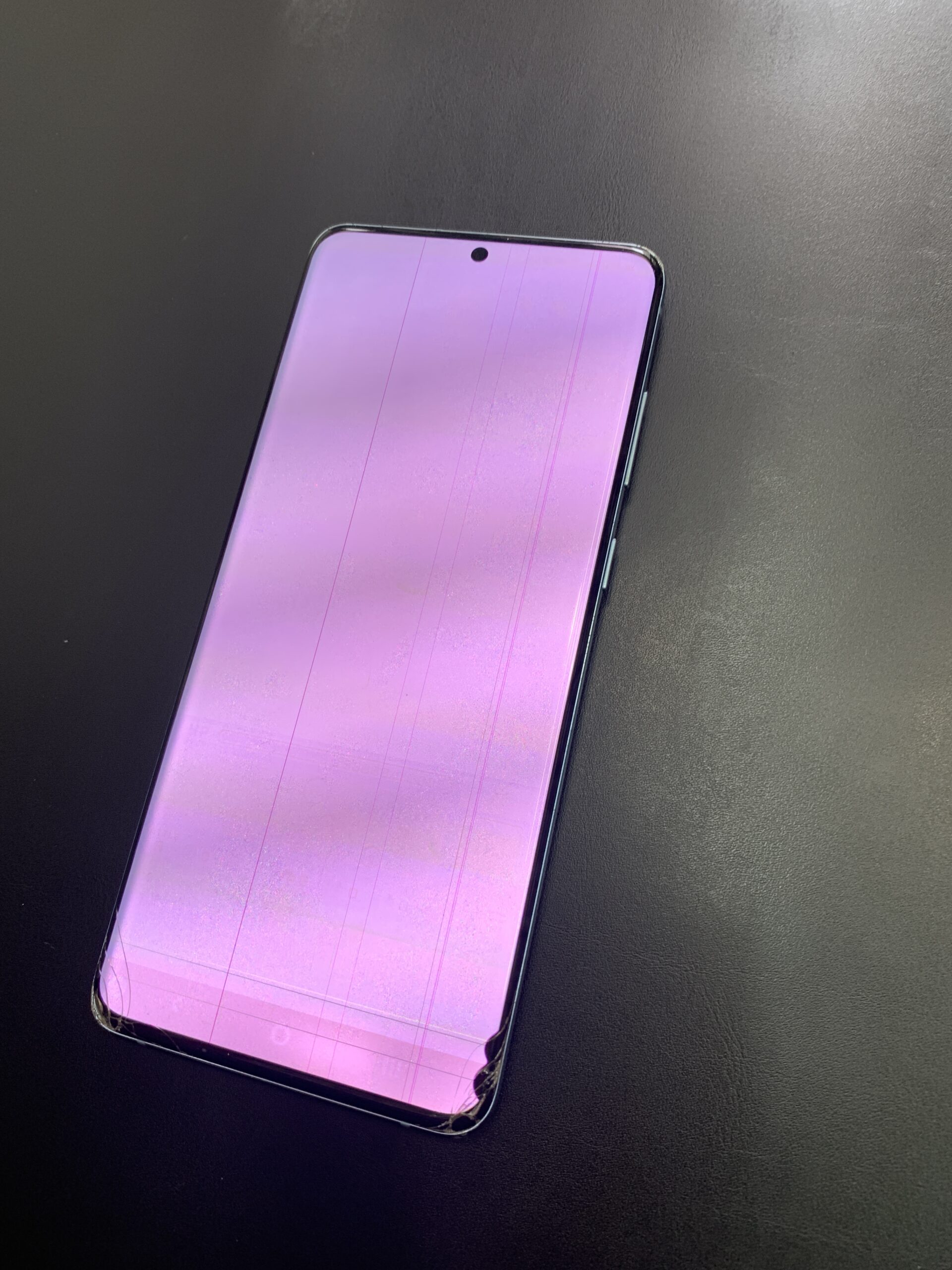 【即日対応】Galaxyの液晶交換ならRepair World練馬店まで！画面割れ・液晶漏れも安心修理