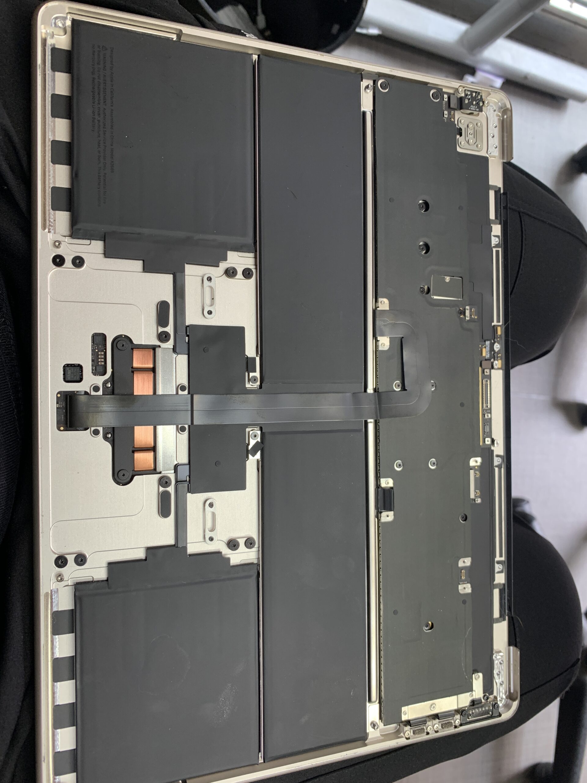 💻MacBook修理ならお任せください！データもそのまま安心修理！【練馬店】