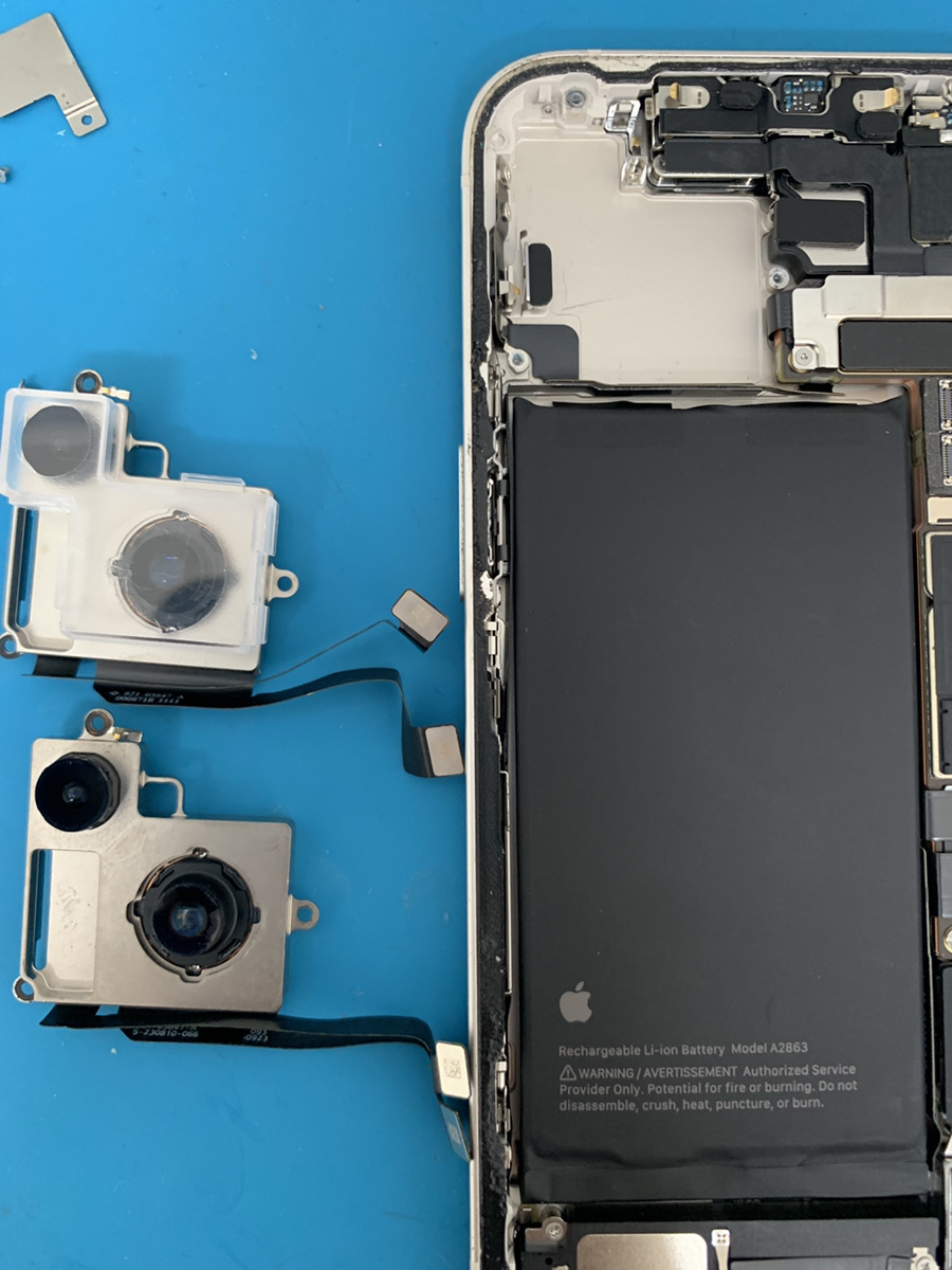 iPhoneのリアカメラが使えない！？フリーズの原因と修理対応【東久留米店】