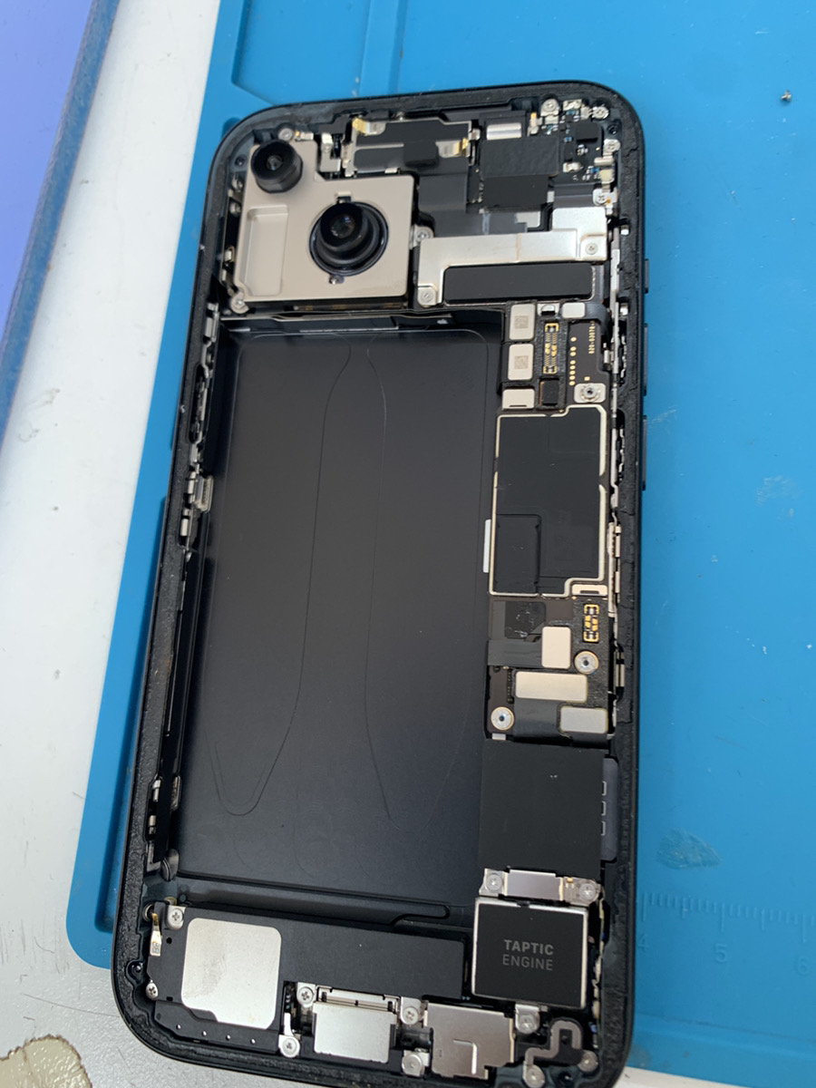 iPhone15のバッテリー交換は当店へ！即日対応【東久留米店】