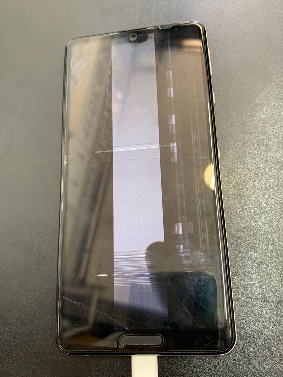 AQUOSの液晶交換修理について【練馬店】