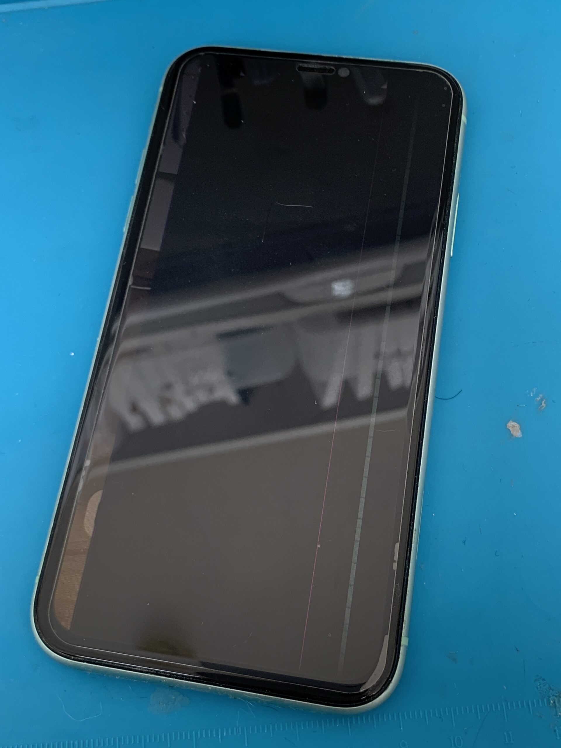 iPhoneの液晶交換について【東久留米店】