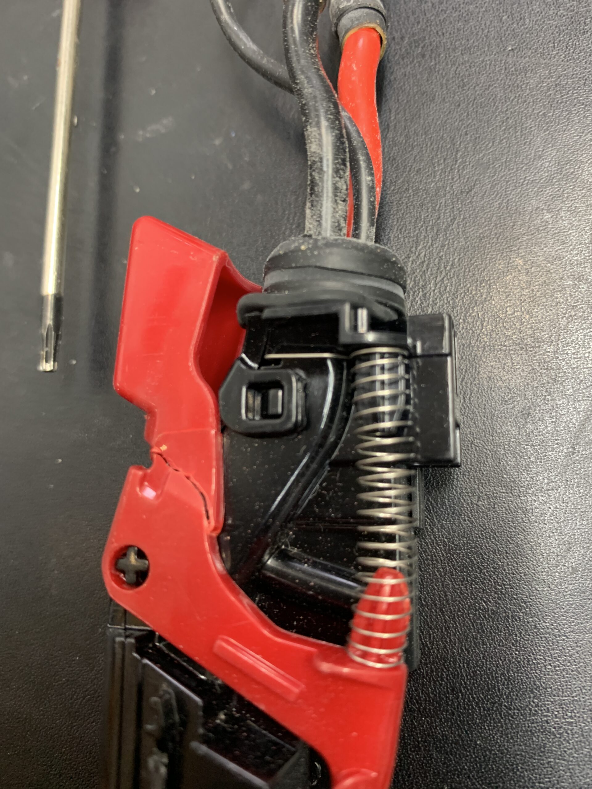 Dysonのトリガーが反応しない？💨トリガー交換で復活！【練馬店】