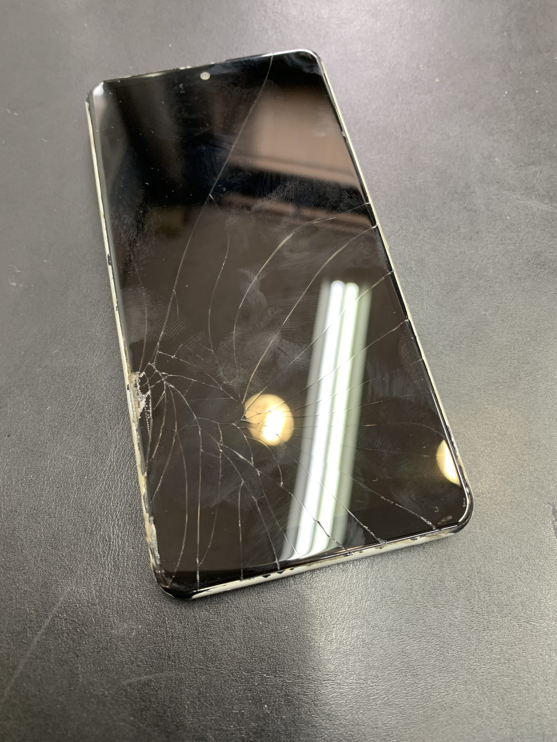 【Xperia ACEⅡ】液晶交換修理で画面トラブルをスッキリ解決！