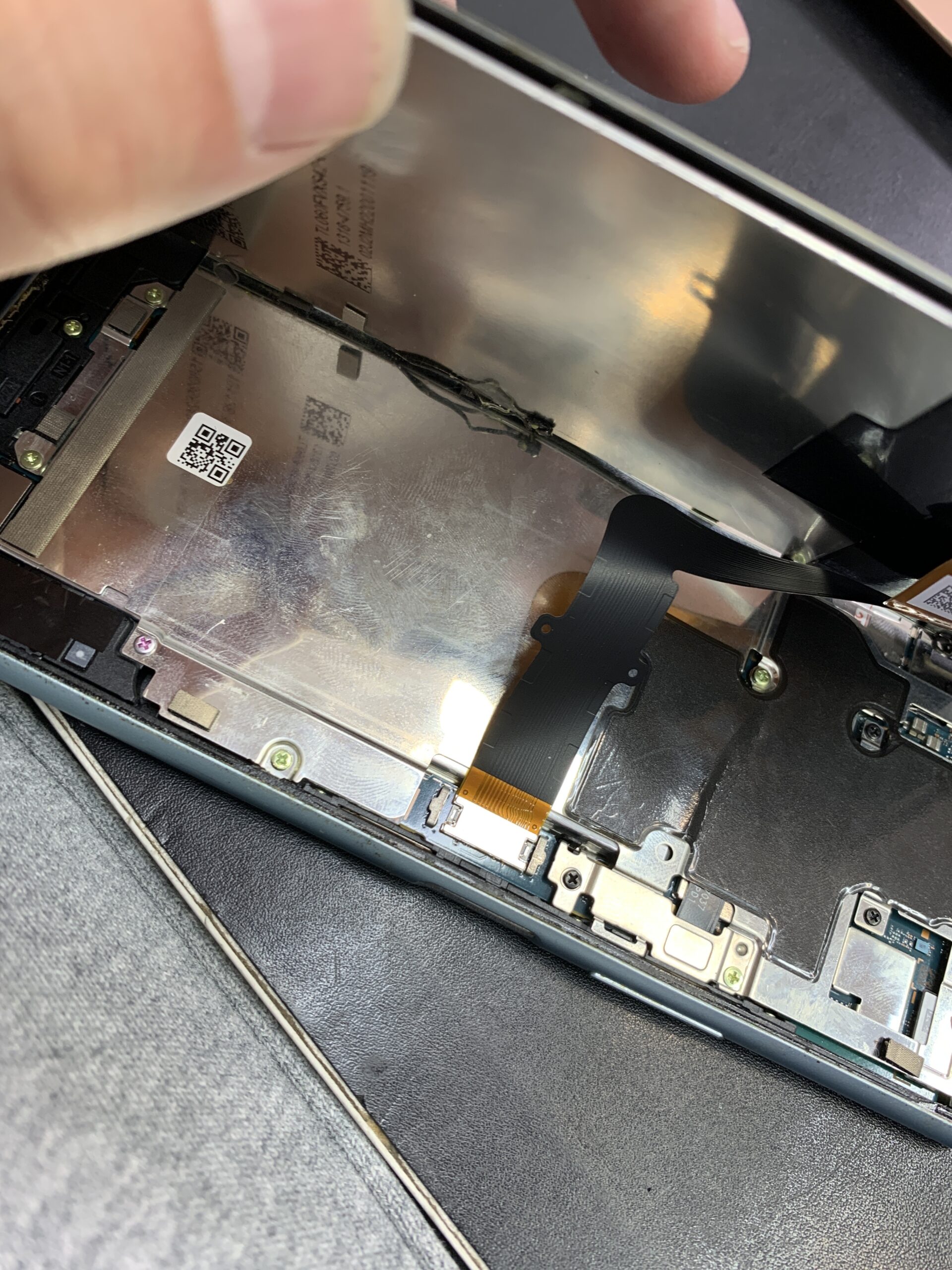 Xperia8のバッテリー交換もお任せください！【石神井公園店】