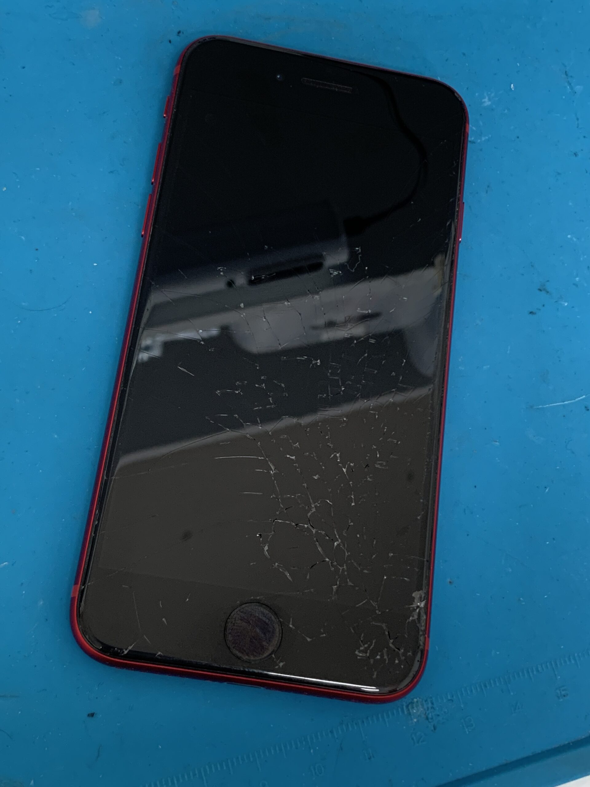 iPhoneSE3 液晶交換ブログ【東久留米店】