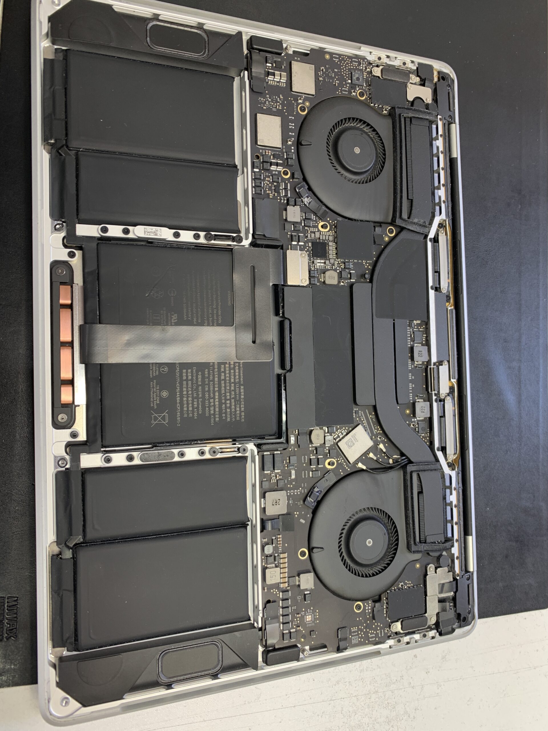 MacBook Pro 起動不良もお任せください！【石神井公園店】