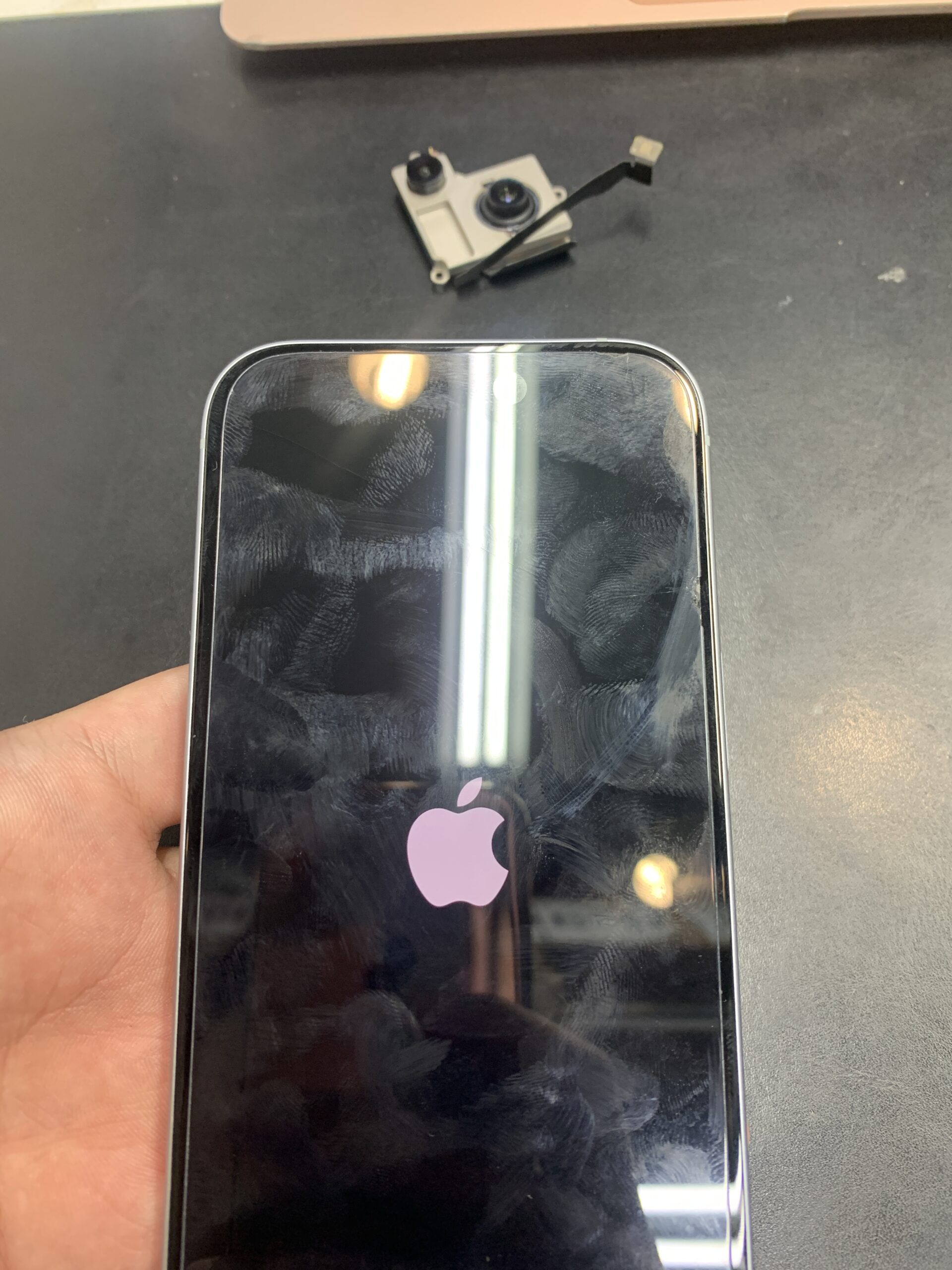 iPhone15 カメラ修理【練馬店】