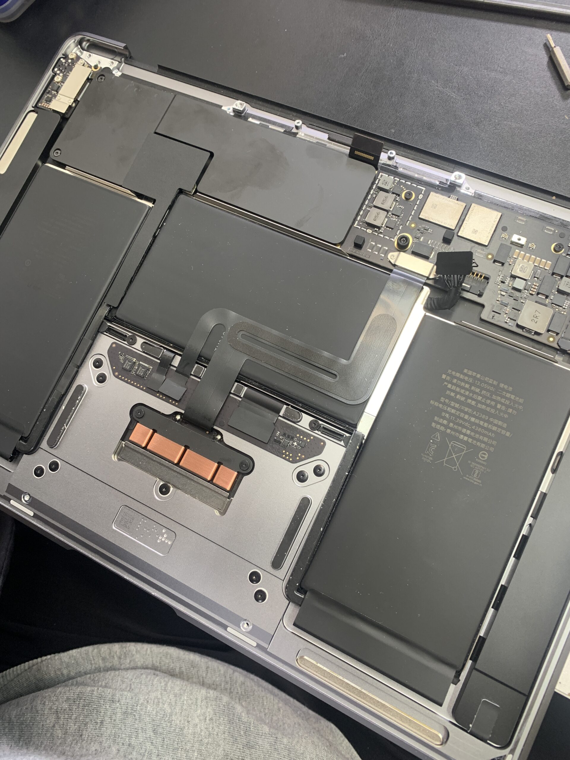 MacBook Air 液晶交換対応してます！【練馬店】