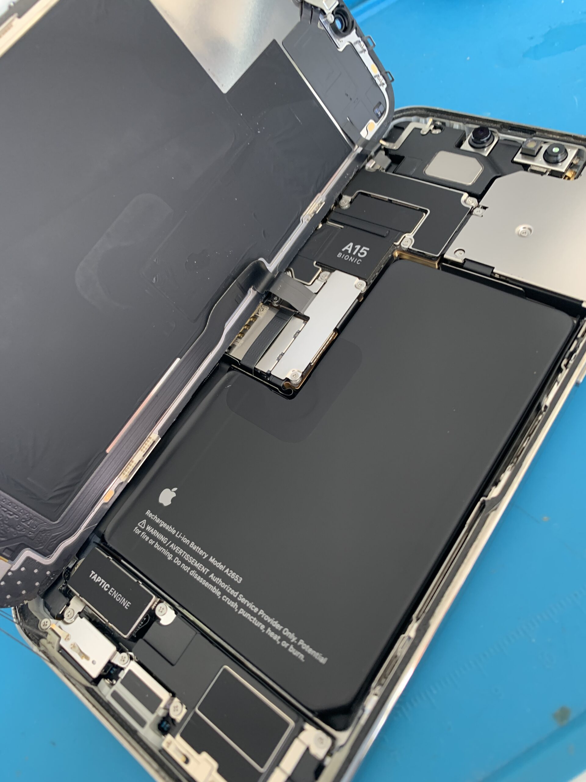 iPhone13ProMax バッテリー交換即日対応！【東久留米店】