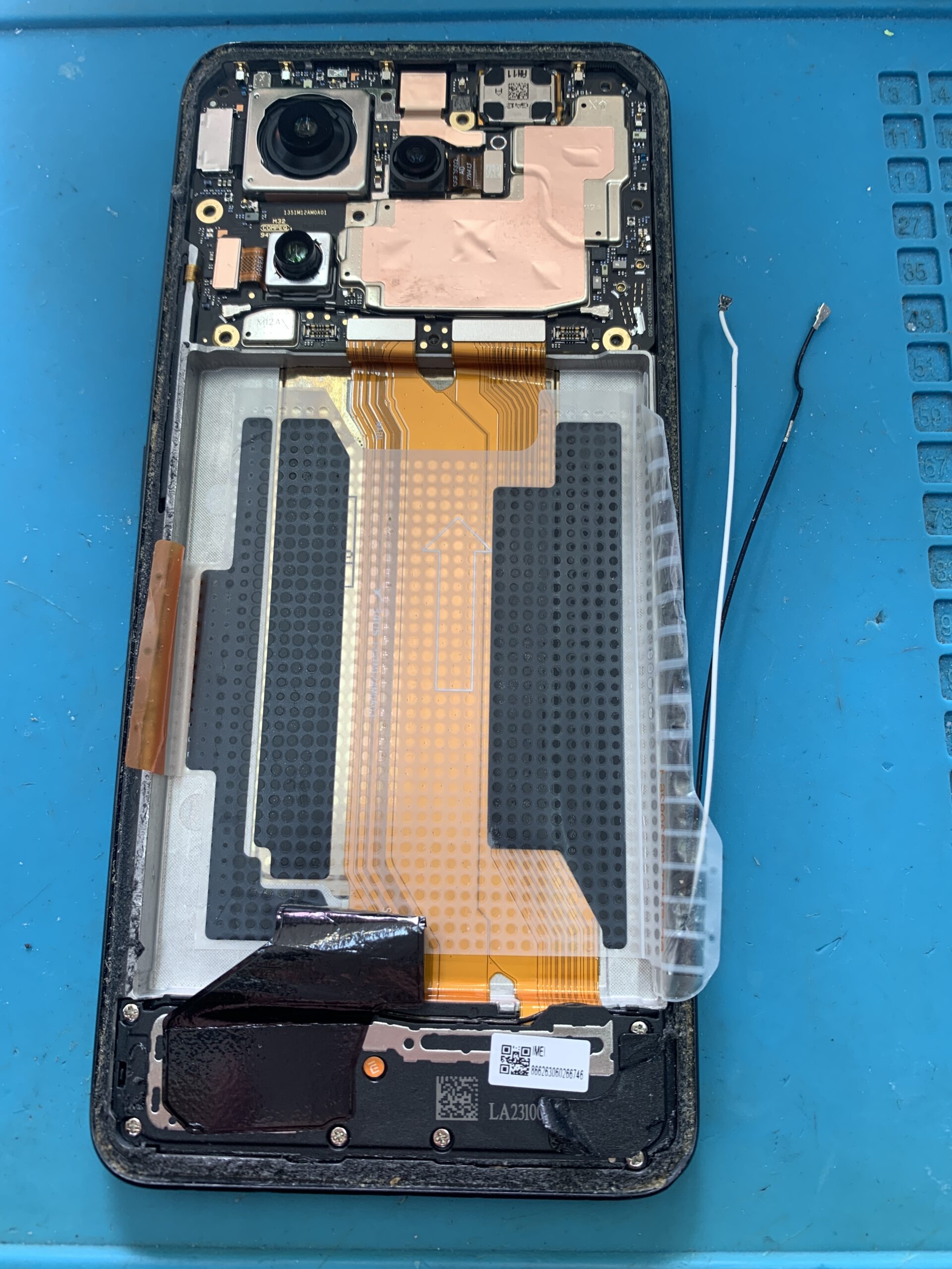 Xiaomi13Tの起動不良もお任せください【練馬店】