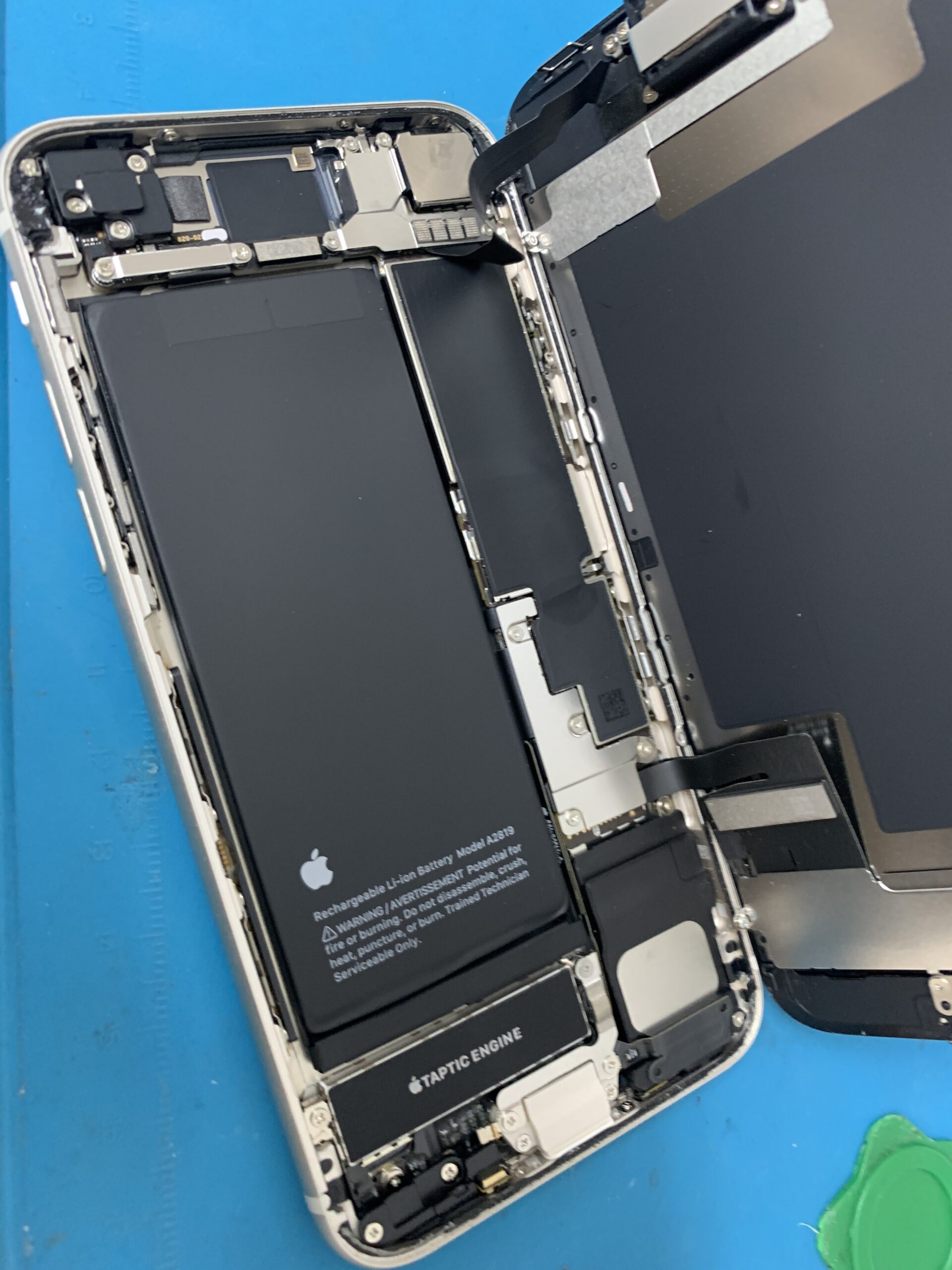 iPhone バッテリー交換 最短15分〜！【東久留米店】