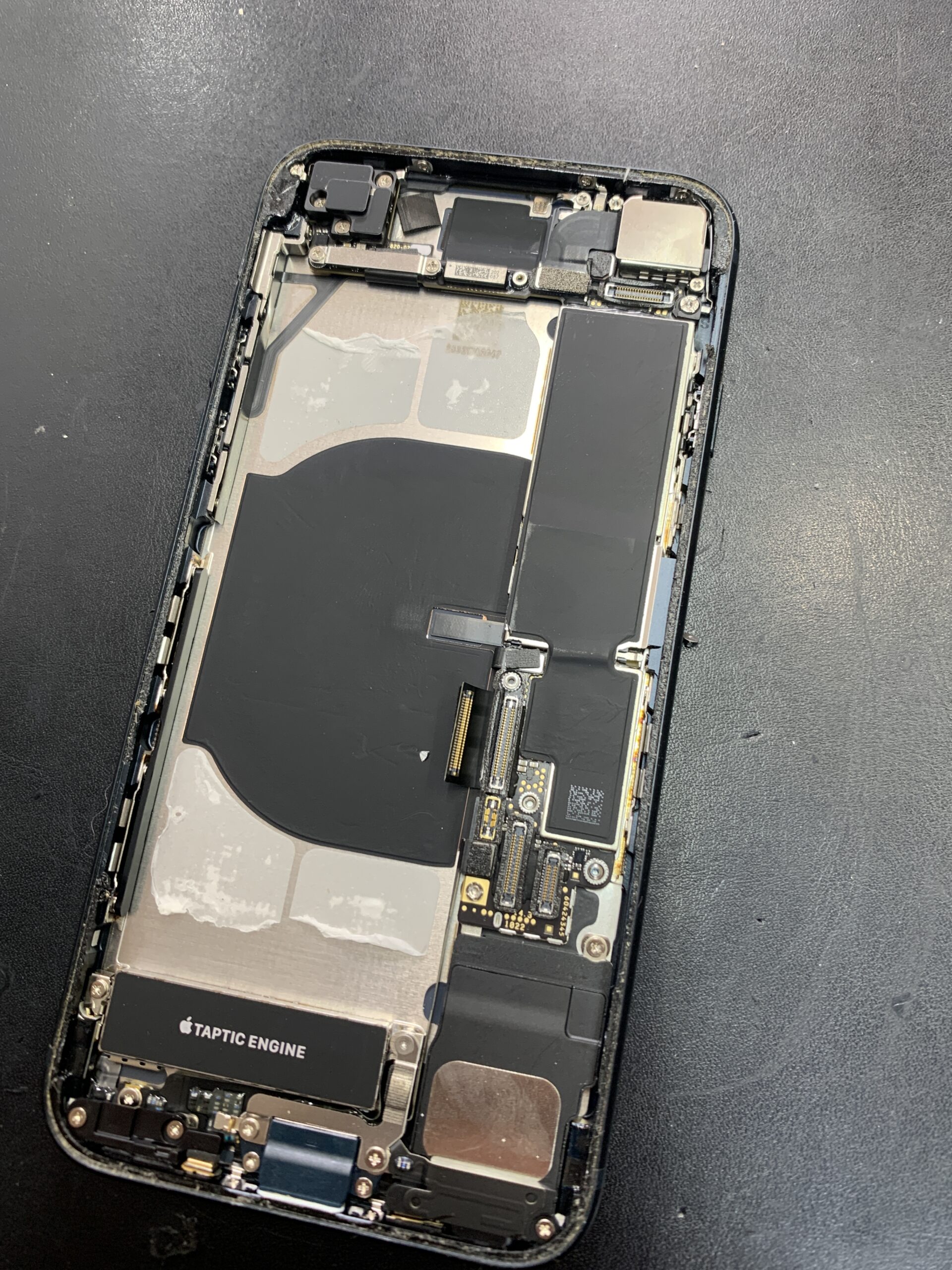 iPhoneSE3 差し込み口（充電口）交換修理即日対応しております！【練馬店】