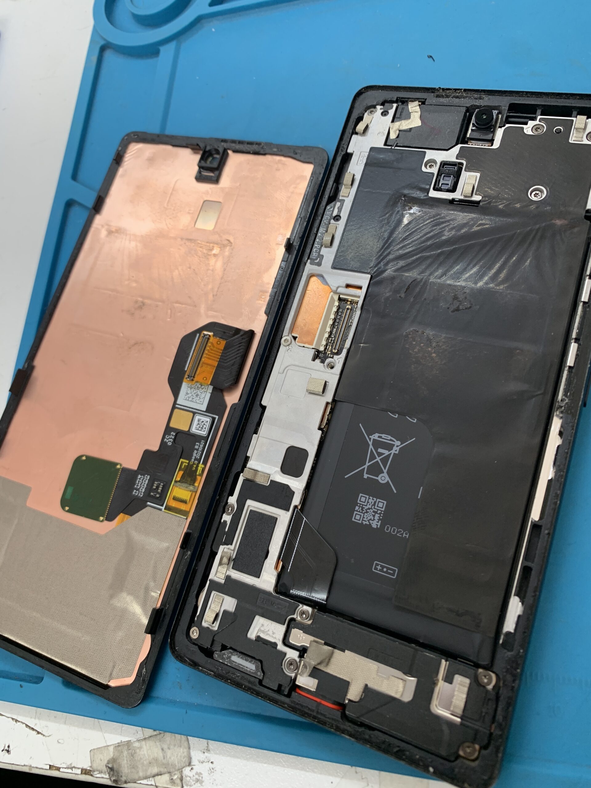 Pixel6a 液晶交換で無事改善！画面割れも即日解決！【大泉学園店】